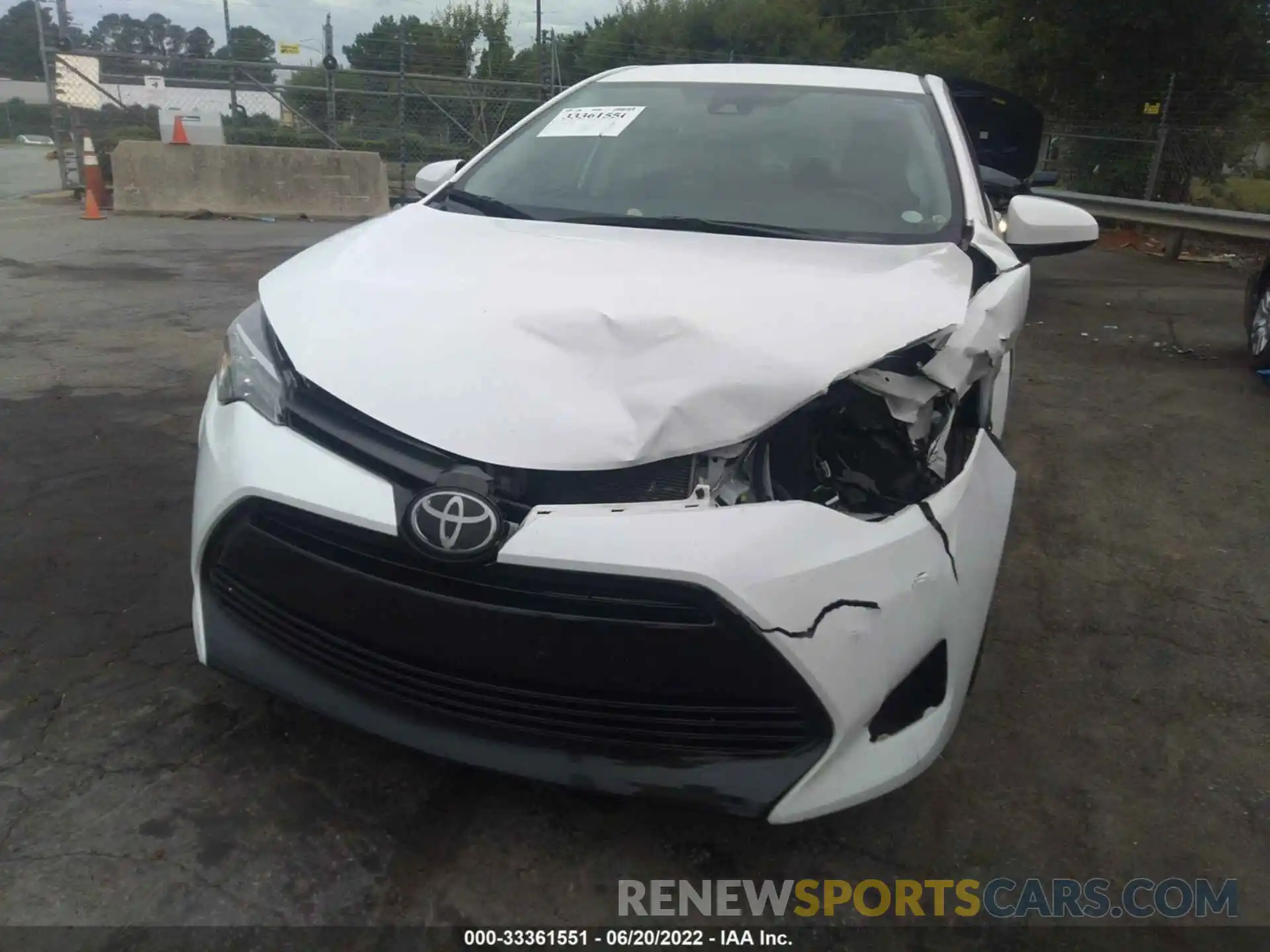 6 Photograph of a damaged car 5YFBURHE4KP922815 TOYOTA COROLLA 2019