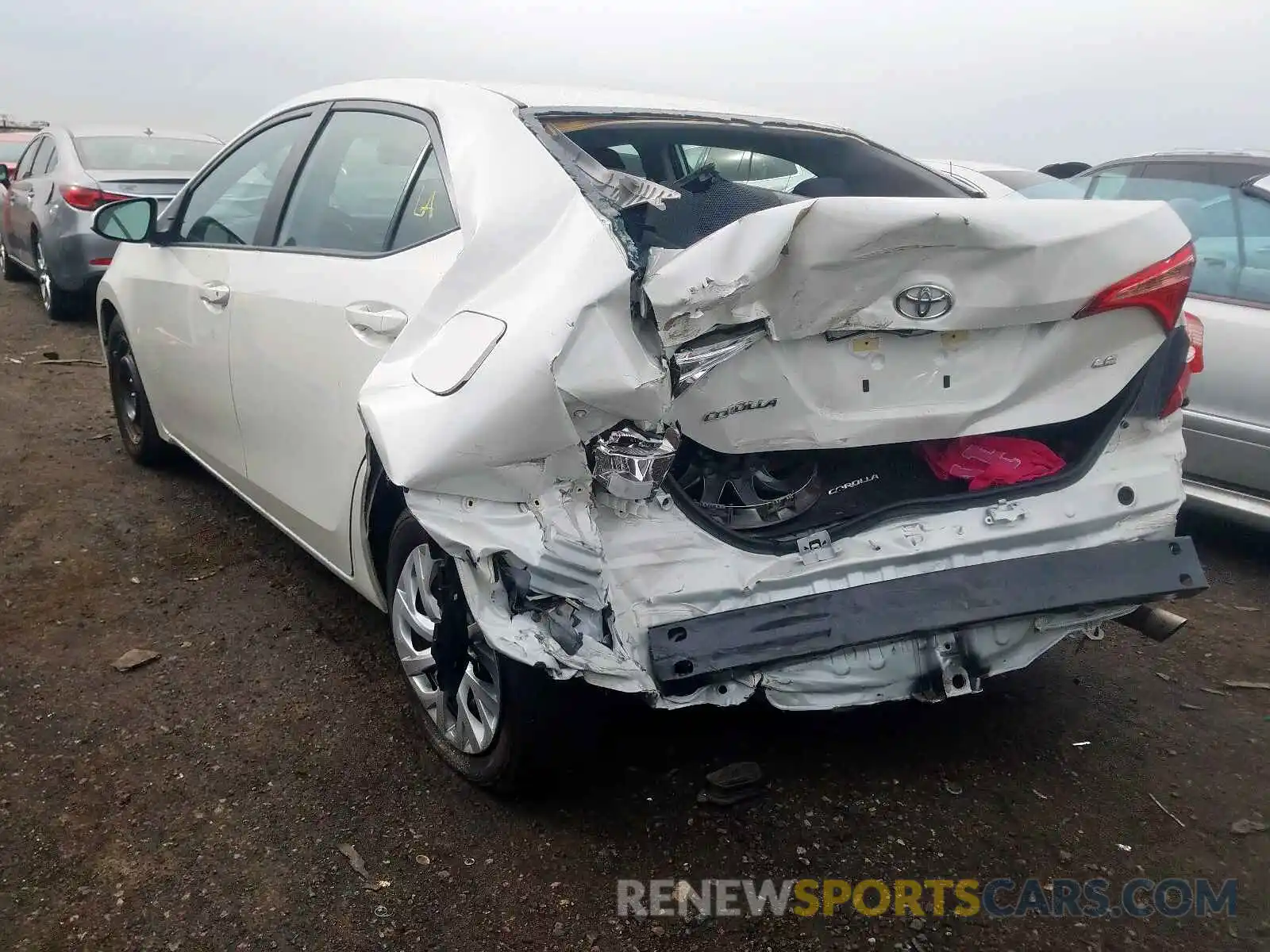 3 Photograph of a damaged car 5YFBURHE4KP922944 TOYOTA COROLLA 2019