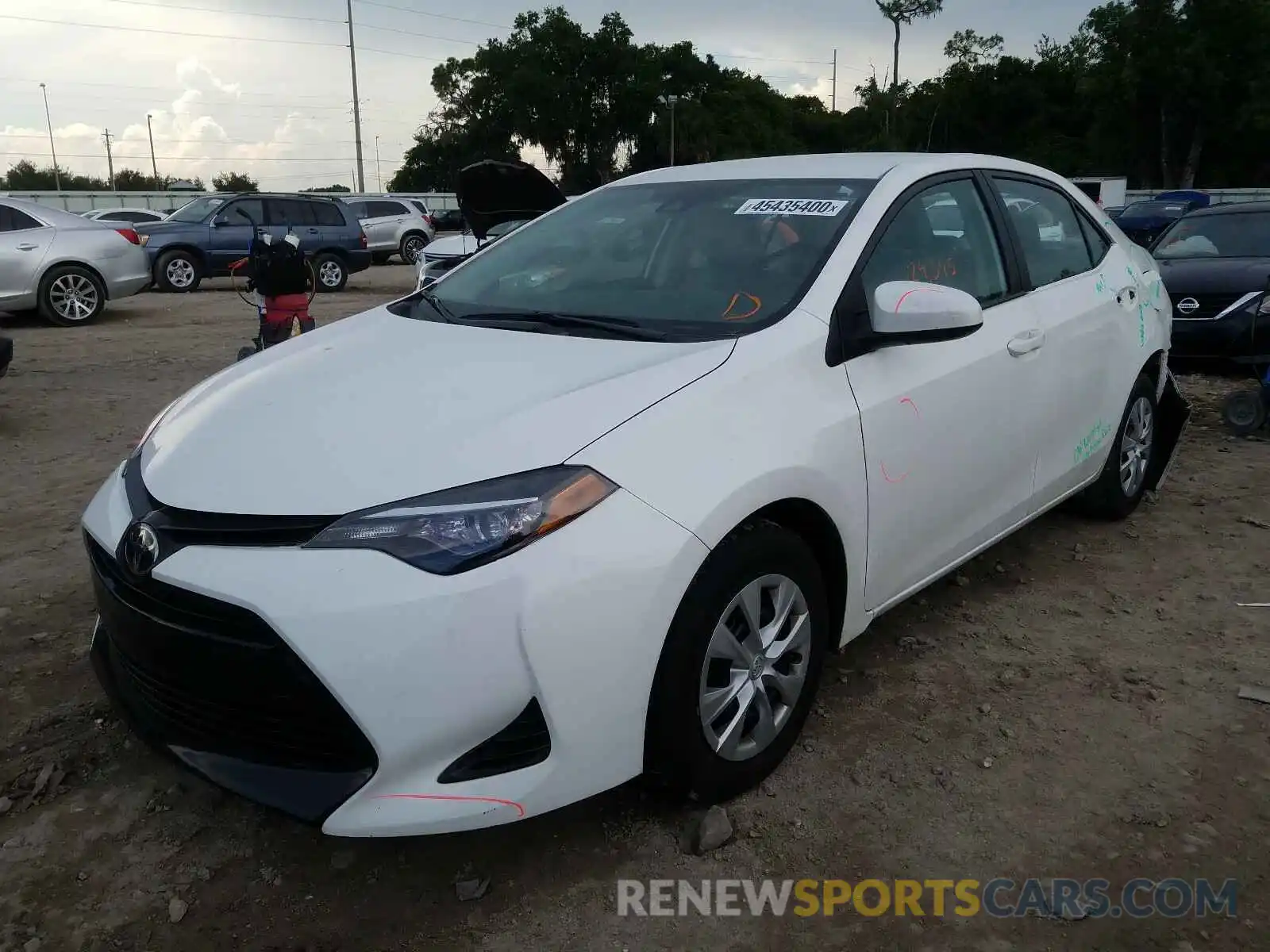 2 Photograph of a damaged car 5YFBURHE4KP923639 TOYOTA COROLLA 2019