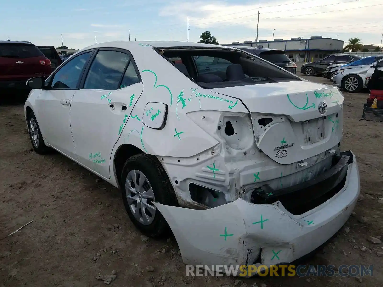 3 Photograph of a damaged car 5YFBURHE4KP923639 TOYOTA COROLLA 2019