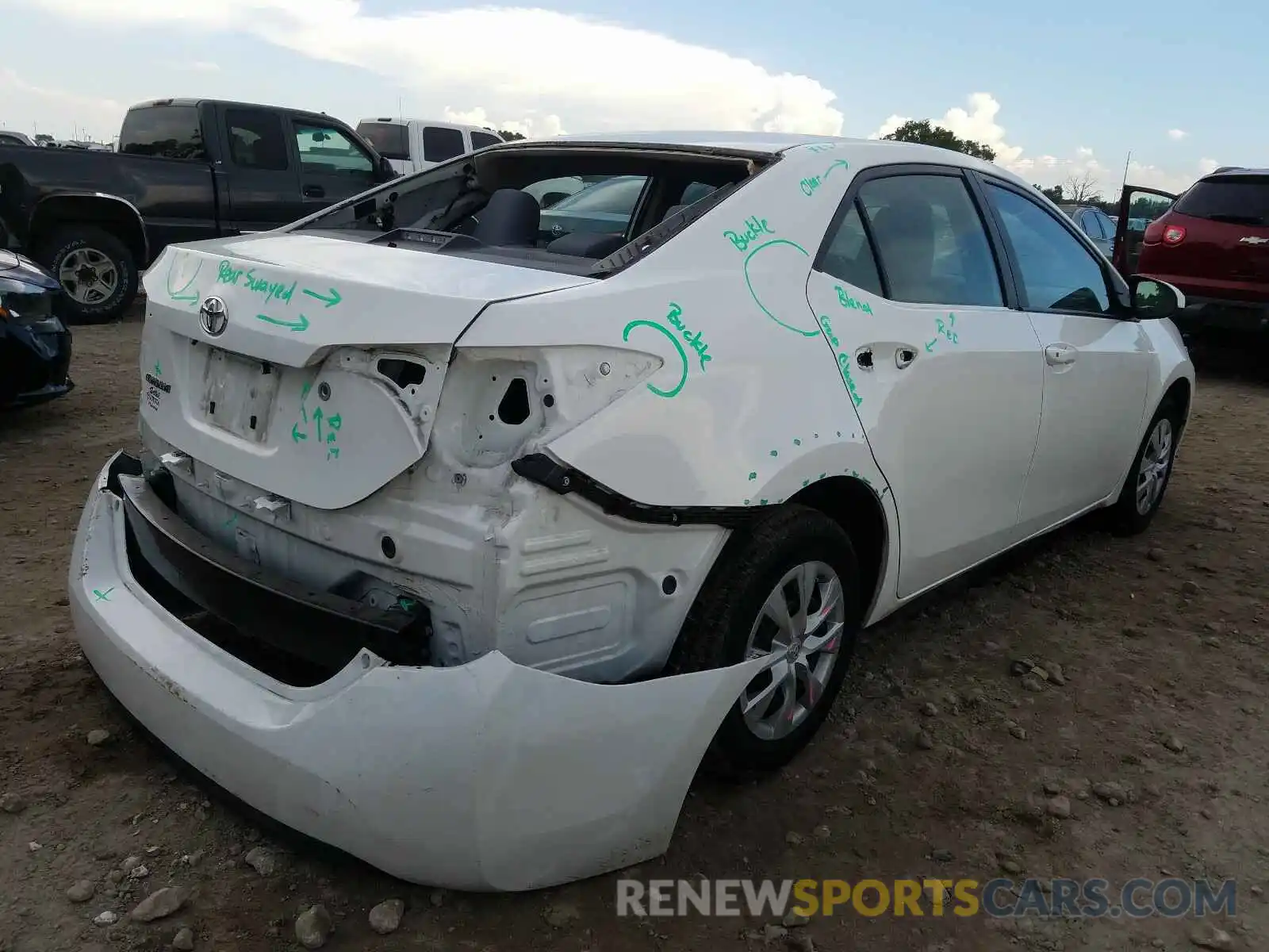 4 Photograph of a damaged car 5YFBURHE4KP923639 TOYOTA COROLLA 2019