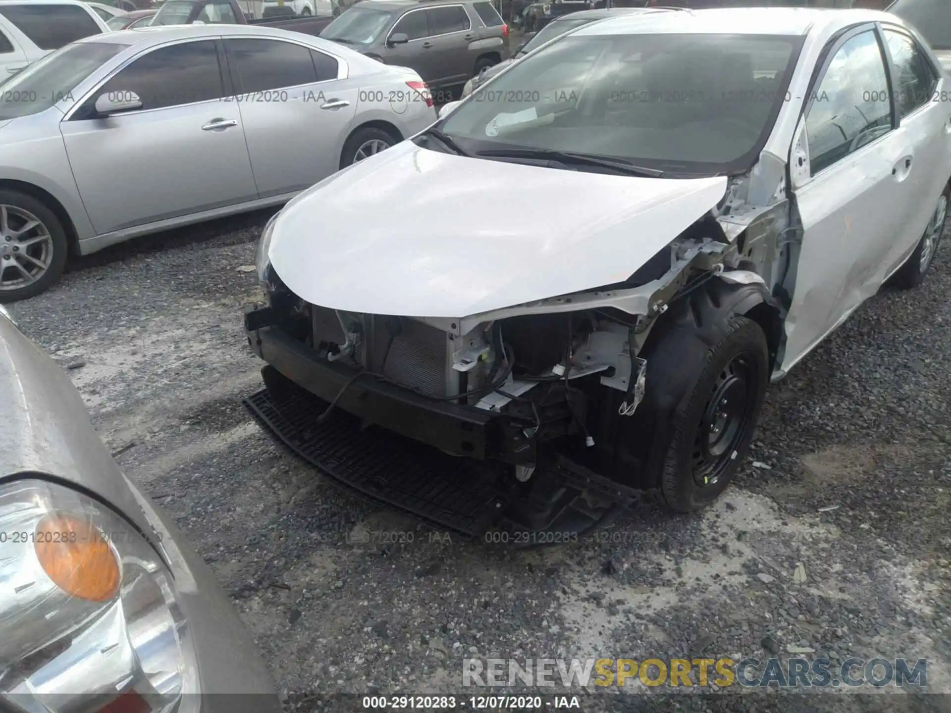 6 Photograph of a damaged car 5YFBURHE4KP923785 TOYOTA COROLLA 2019