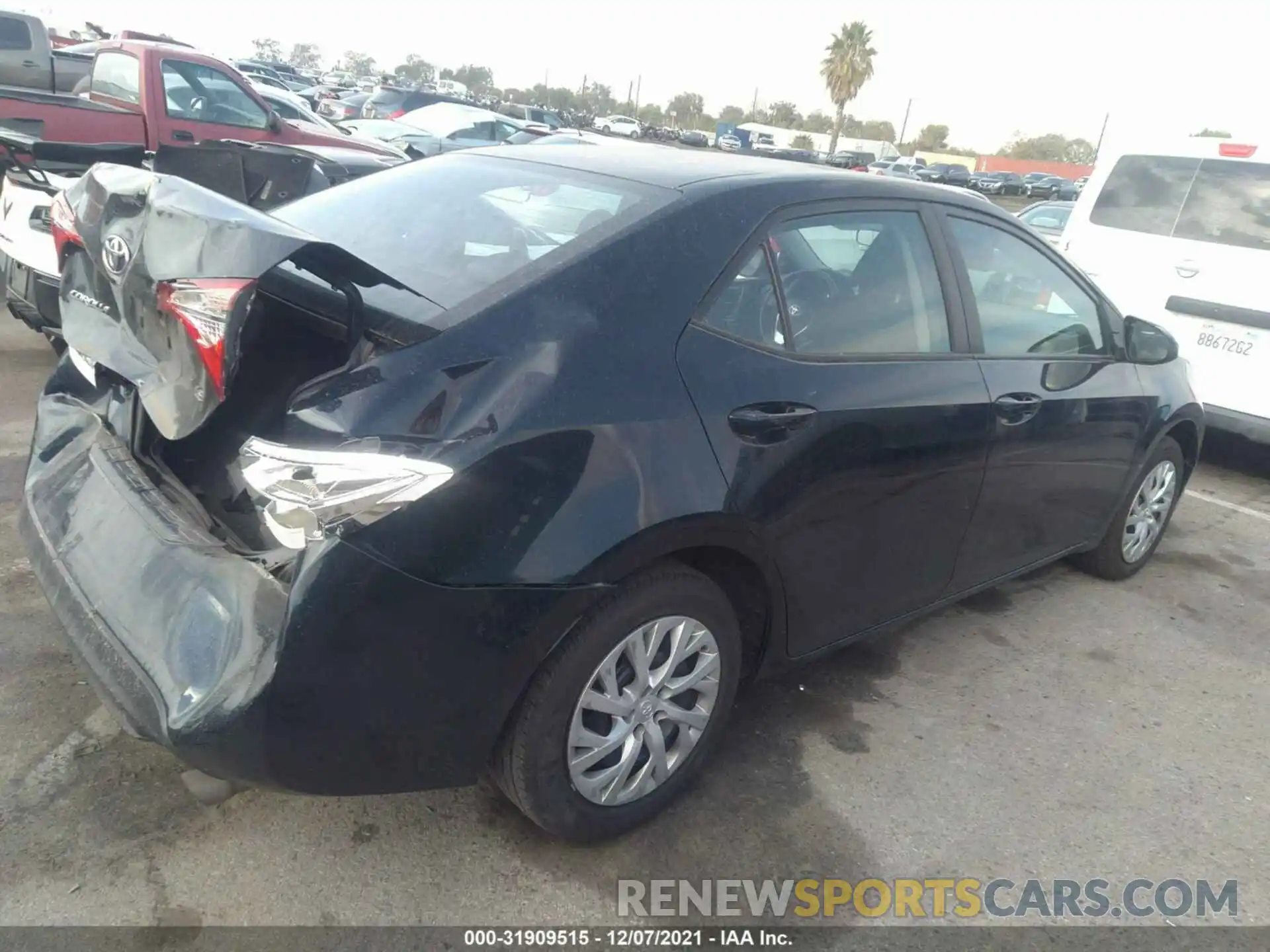 4 Photograph of a damaged car 5YFBURHE4KP923995 TOYOTA COROLLA 2019