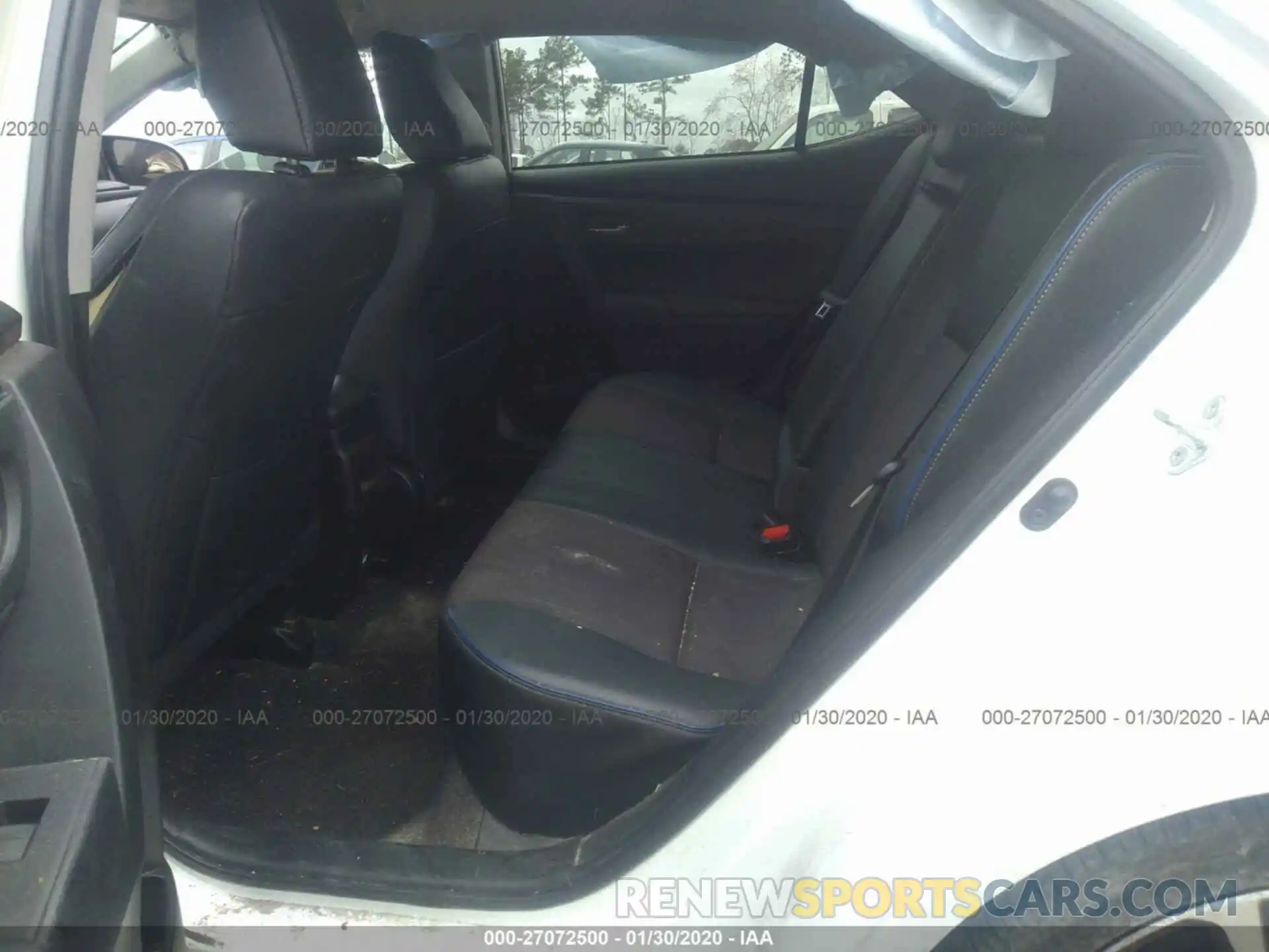 8 Photograph of a damaged car 5YFBURHE4KP924404 TOYOTA COROLLA 2019