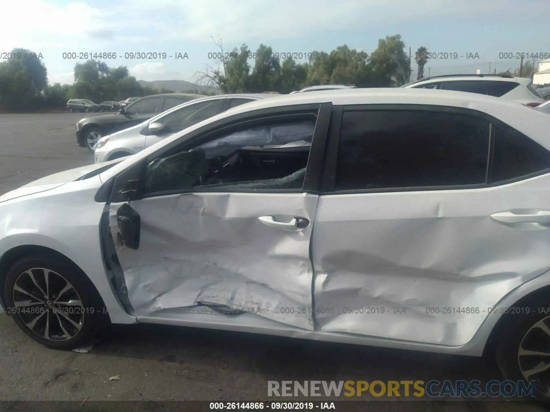 6 Photograph of a damaged car 5YFBURHE4KP924693 TOYOTA COROLLA 2019