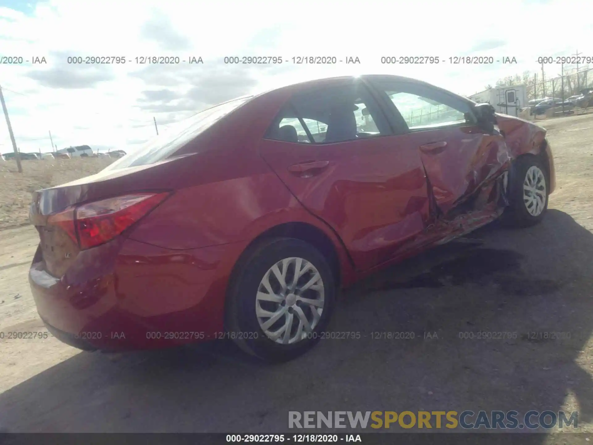 4 Photograph of a damaged car 5YFBURHE4KP925231 TOYOTA COROLLA 2019