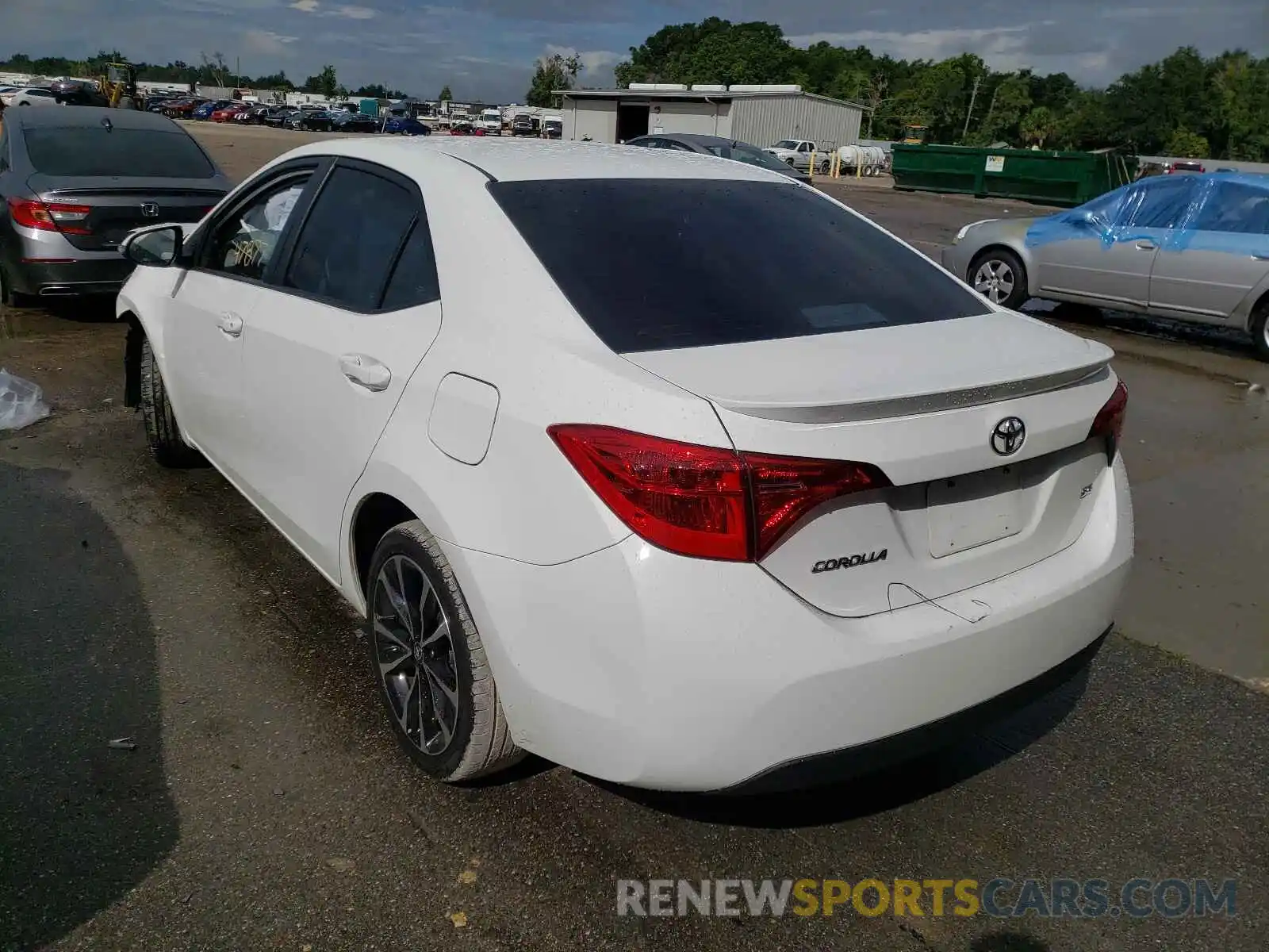 3 Photograph of a damaged car 5YFBURHE4KP925326 TOYOTA COROLLA 2019