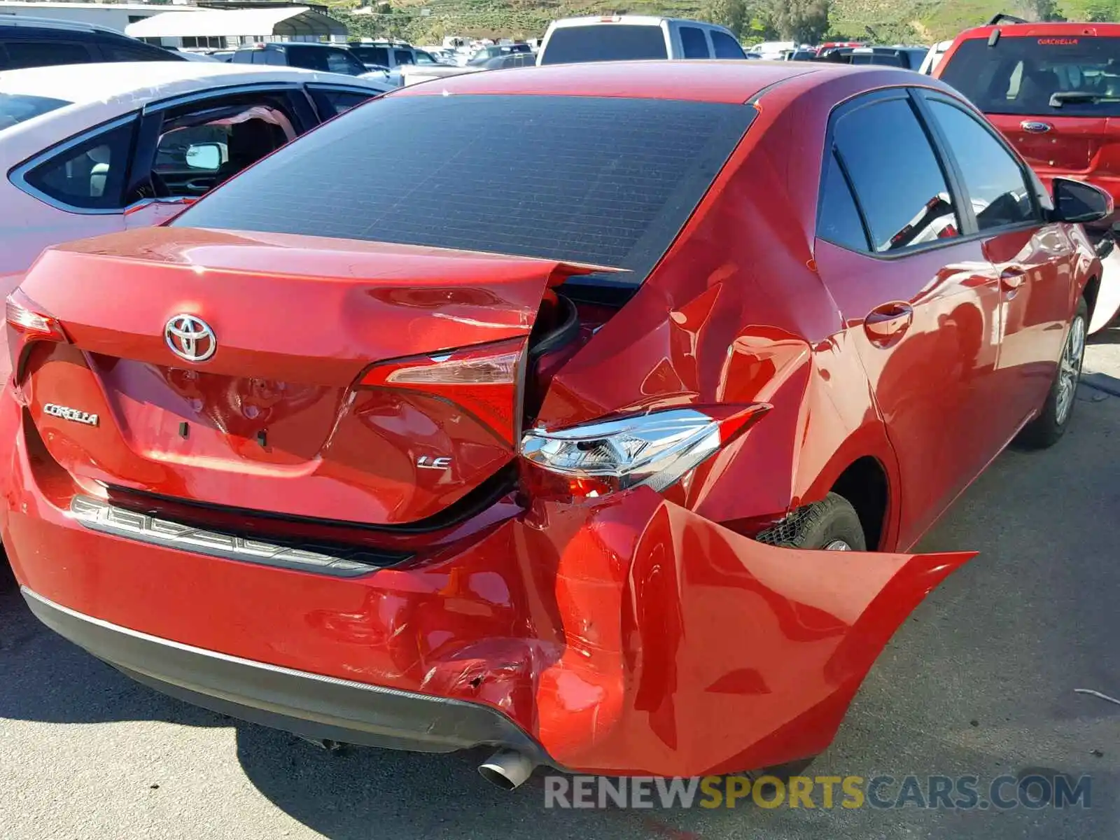 4 Photograph of a damaged car 5YFBURHE4KP926167 TOYOTA COROLLA 2019