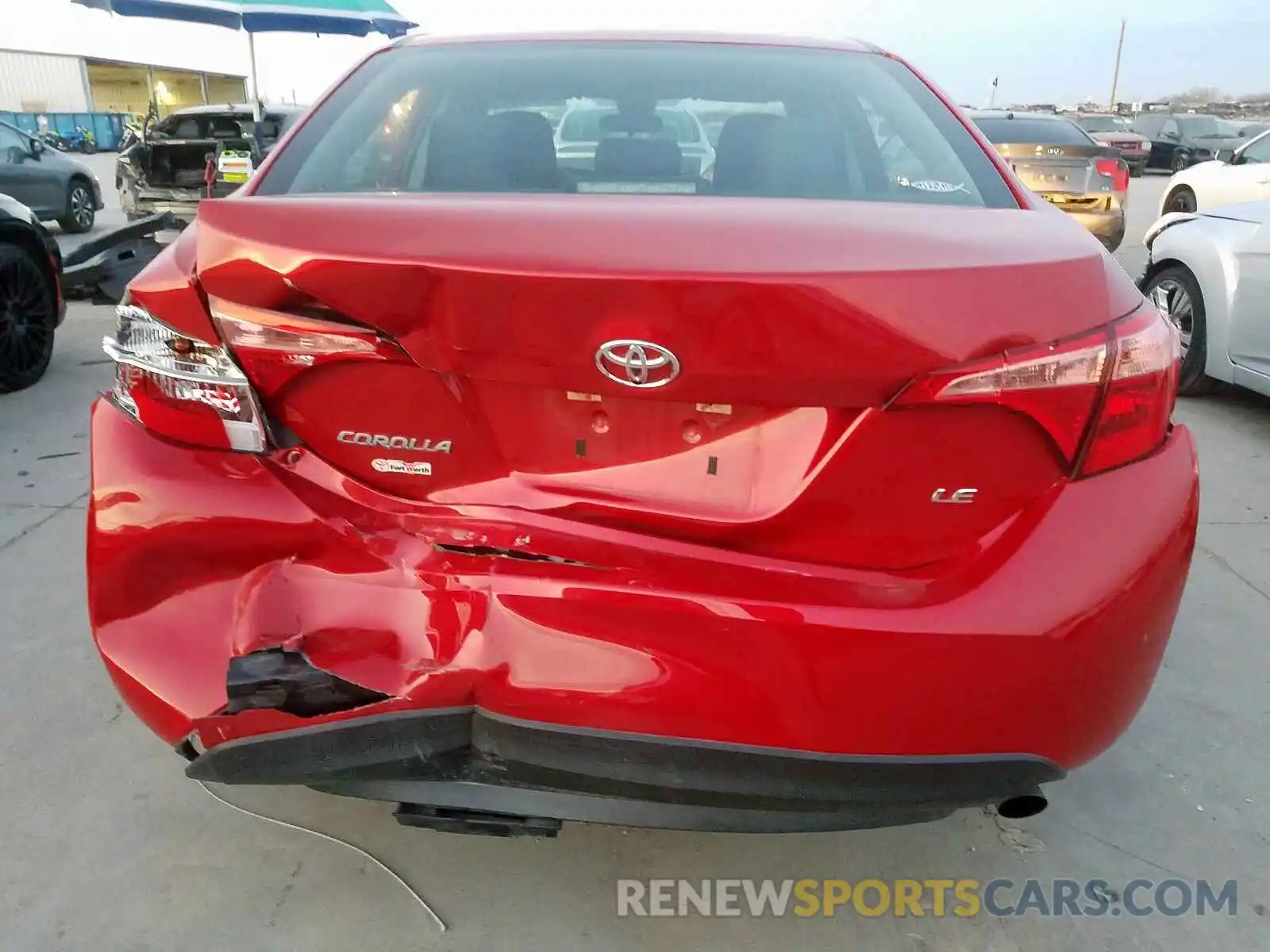 9 Photograph of a damaged car 5YFBURHE4KP926427 TOYOTA COROLLA 2019