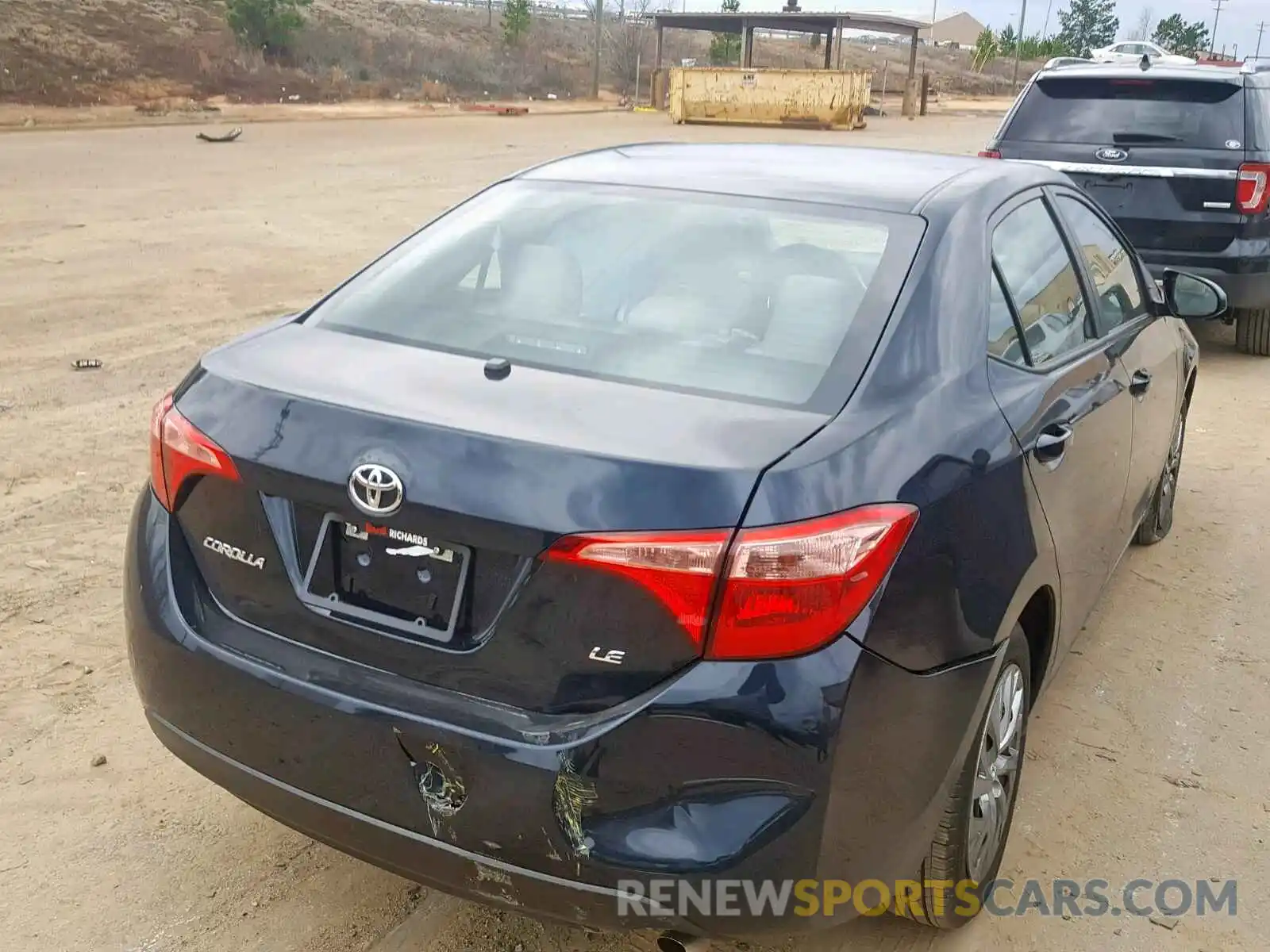 4 Photograph of a damaged car 5YFBURHE4KP926640 TOYOTA COROLLA 2019