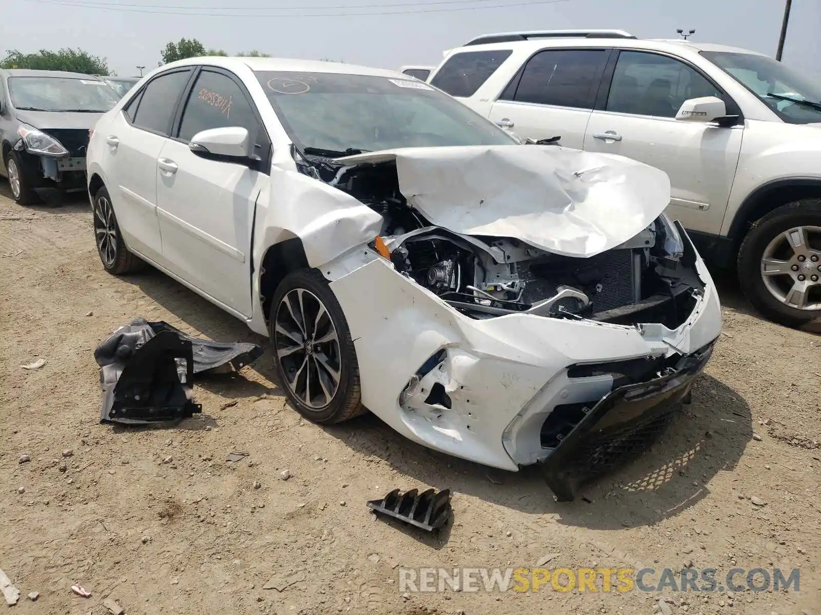 1 Photograph of a damaged car 5YFBURHE4KP926864 TOYOTA COROLLA 2019