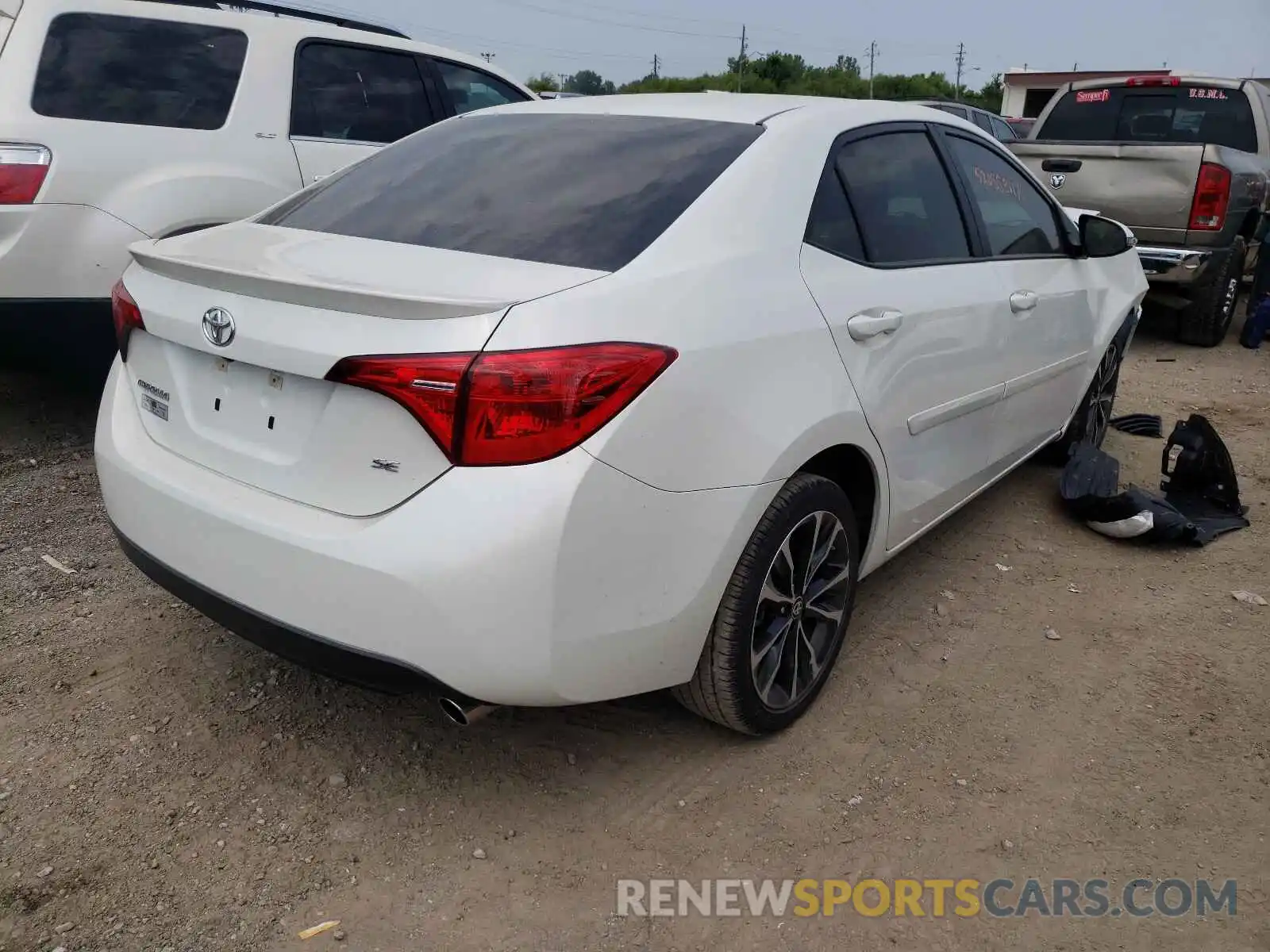 4 Photograph of a damaged car 5YFBURHE4KP926864 TOYOTA COROLLA 2019