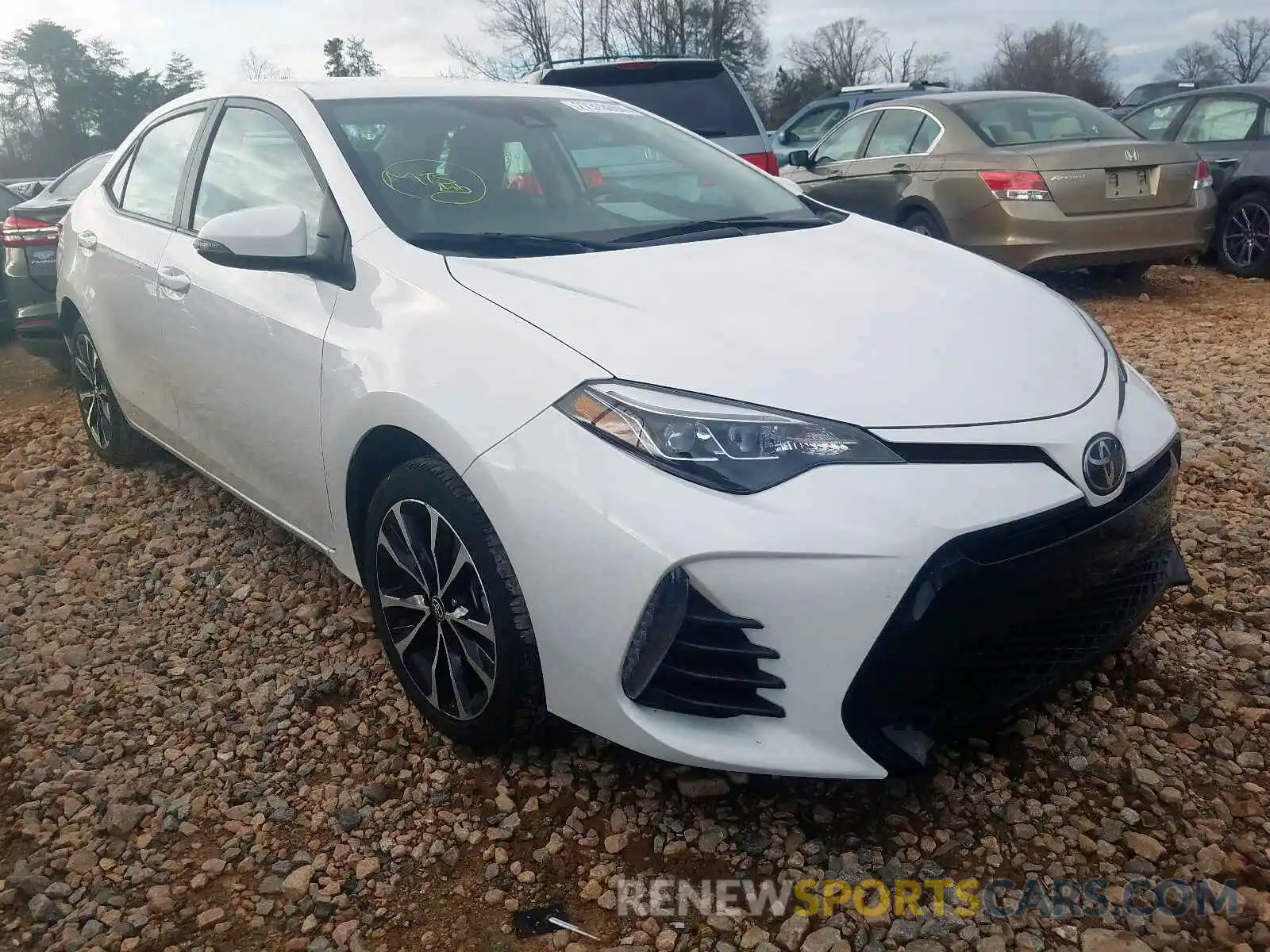 1 Photograph of a damaged car 5YFBURHE4KP927027 TOYOTA COROLLA 2019