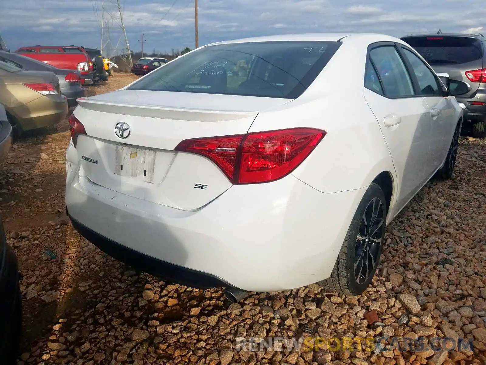 4 Photograph of a damaged car 5YFBURHE4KP927027 TOYOTA COROLLA 2019