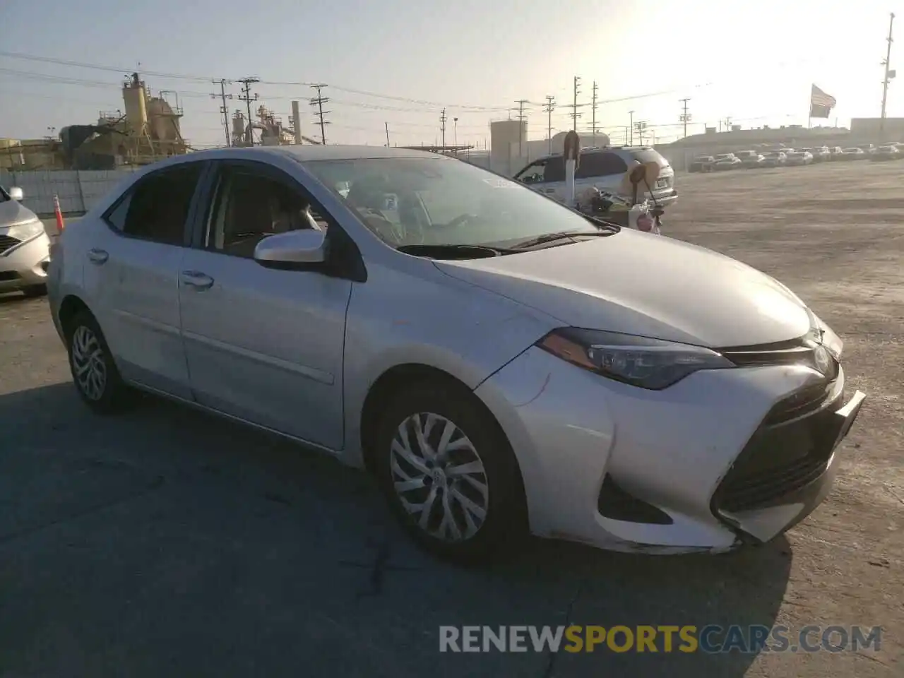 1 Photograph of a damaged car 5YFBURHE4KP927075 TOYOTA COROLLA 2019