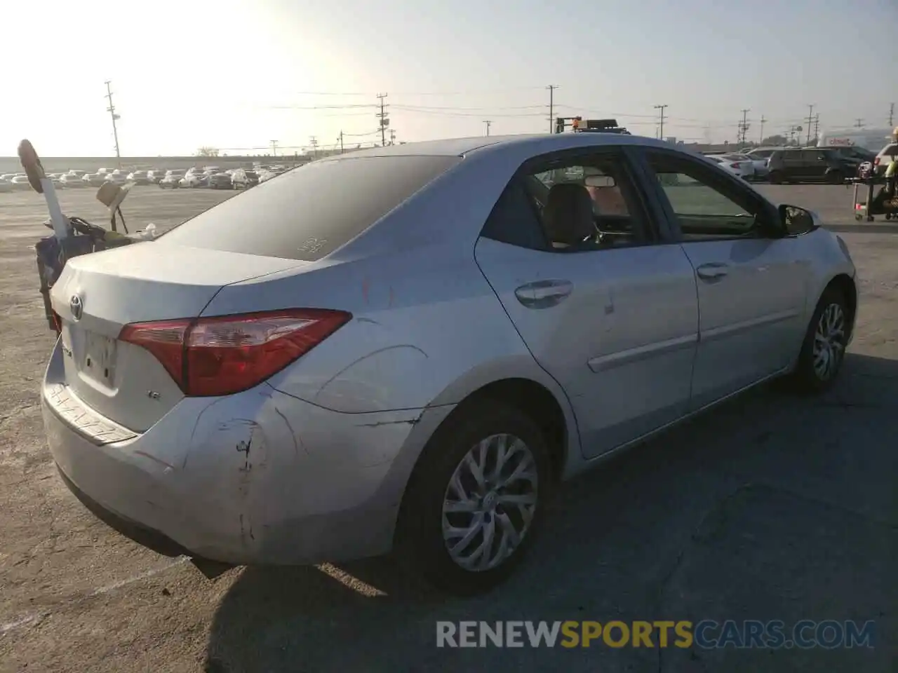 4 Photograph of a damaged car 5YFBURHE4KP927075 TOYOTA COROLLA 2019