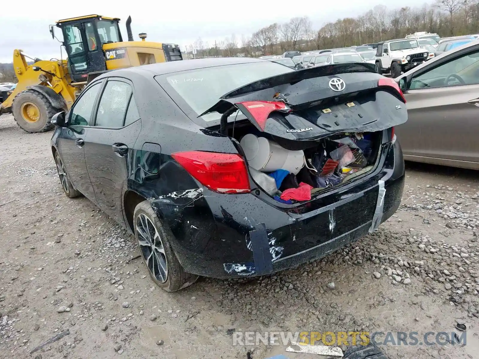 3 Photograph of a damaged car 5YFBURHE4KP927111 TOYOTA COROLLA 2019