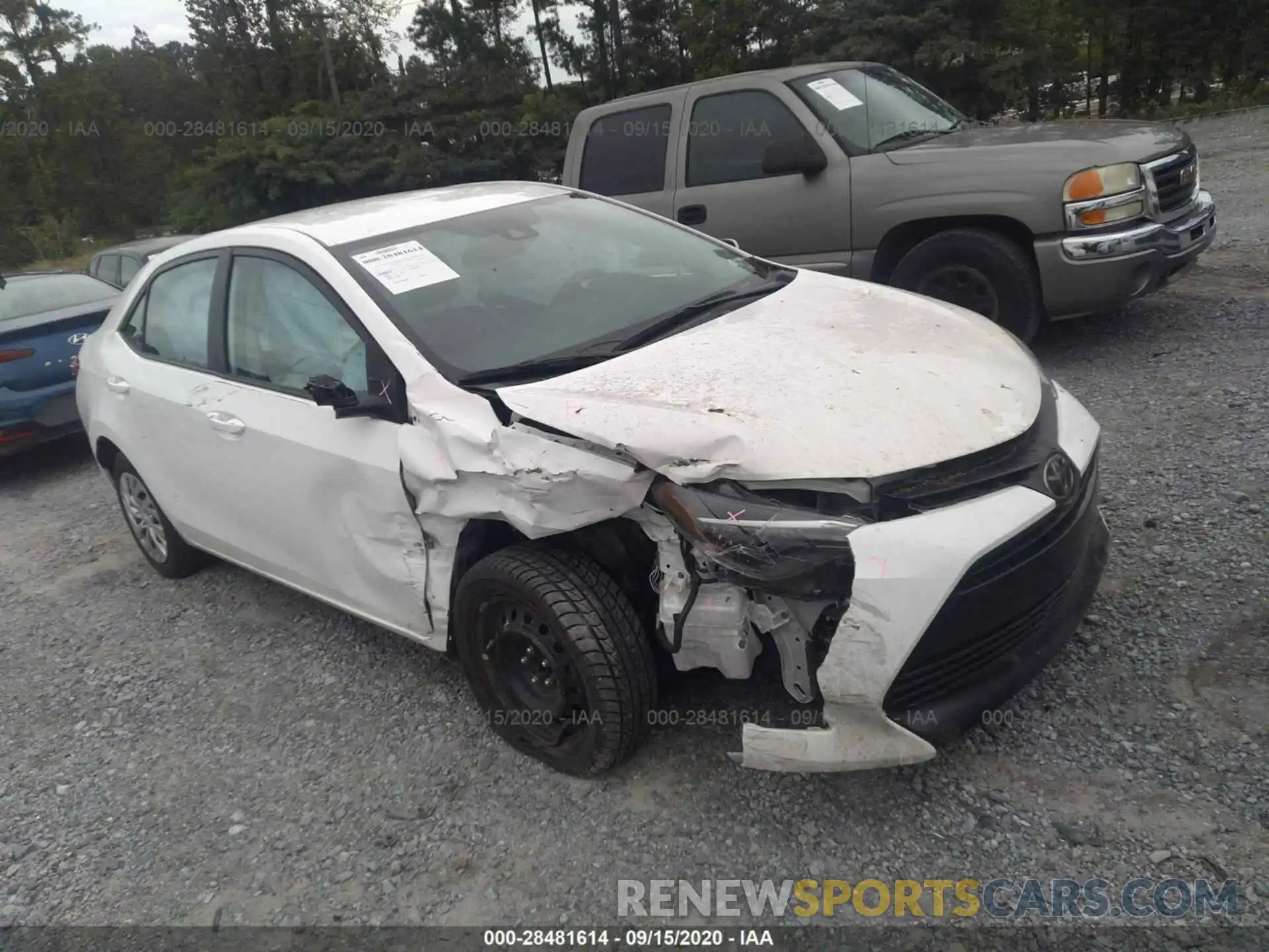 1 Photograph of a damaged car 5YFBURHE4KP927514 TOYOTA COROLLA 2019