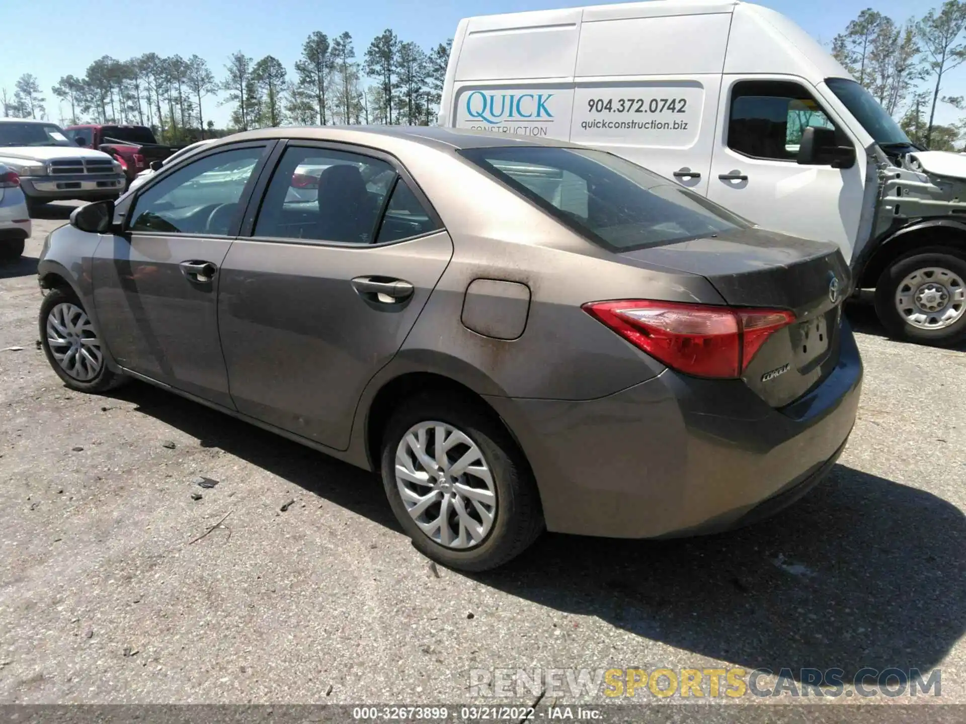 3 Photograph of a damaged car 5YFBURHE4KP928128 TOYOTA COROLLA 2019