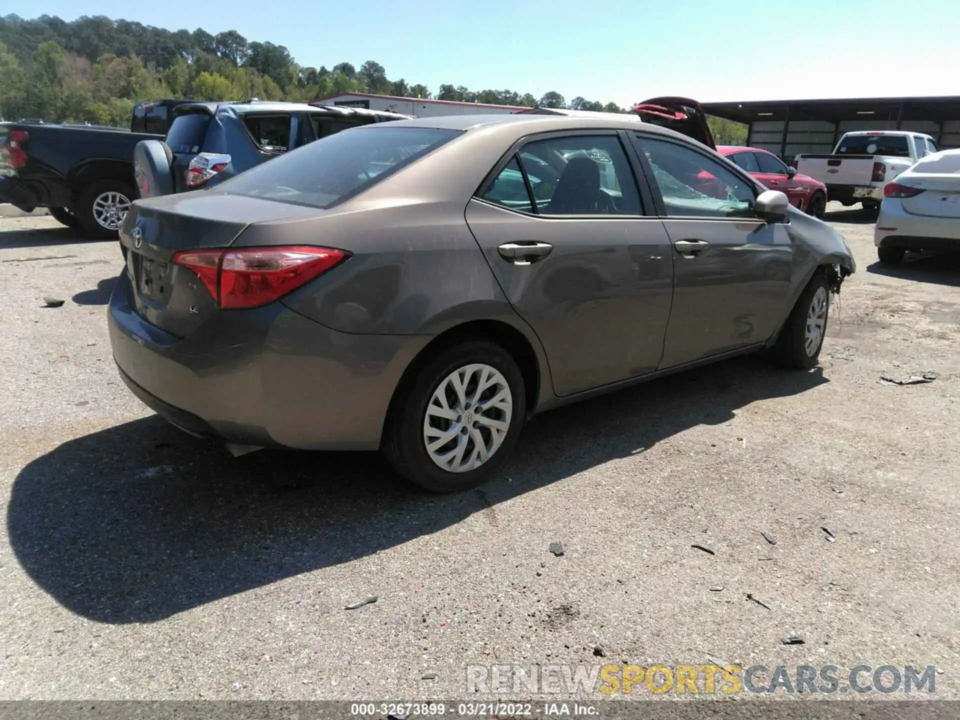 4 Photograph of a damaged car 5YFBURHE4KP928128 TOYOTA COROLLA 2019