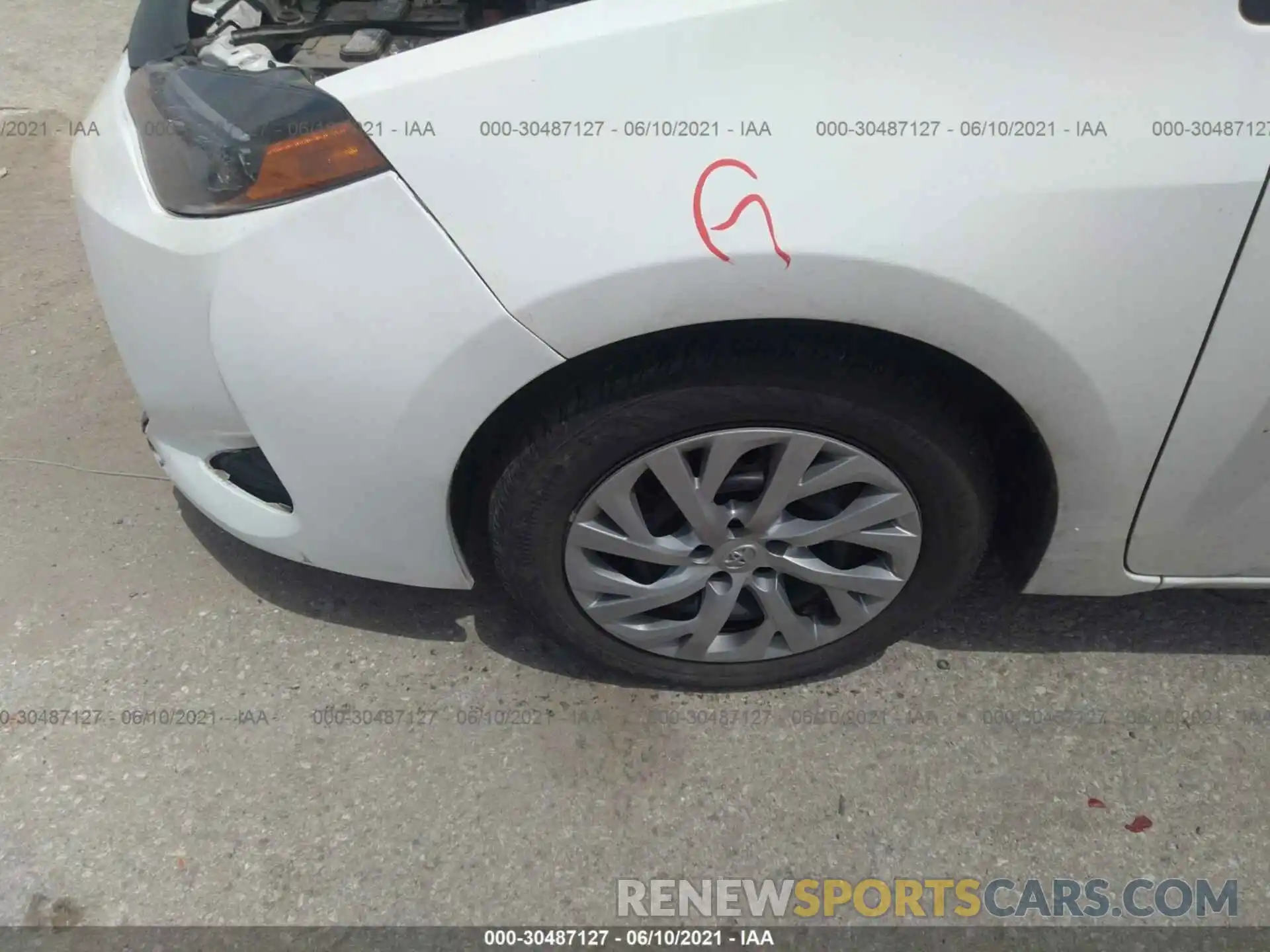 12 Photograph of a damaged car 5YFBURHE4KP928498 TOYOTA COROLLA 2019