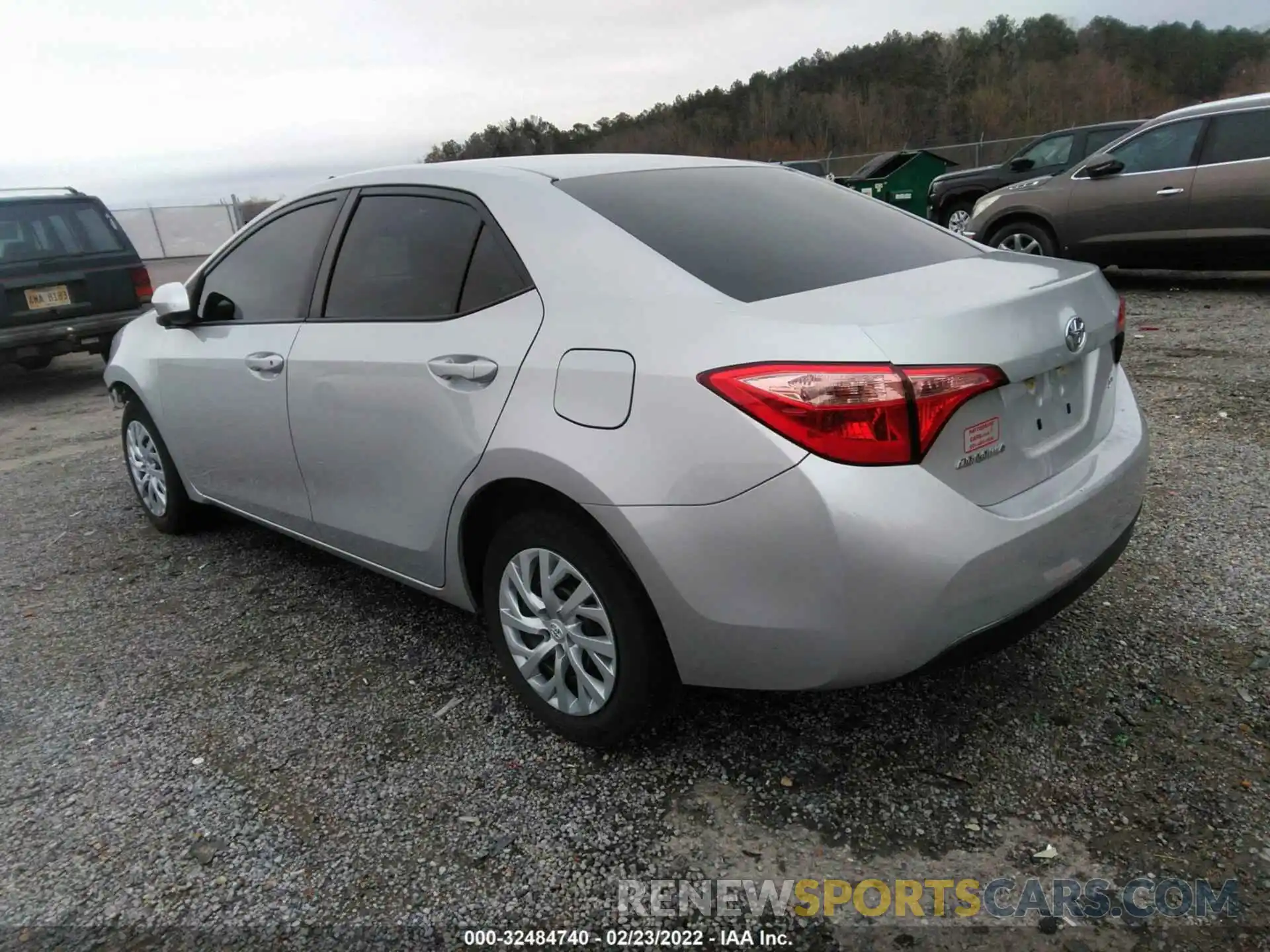 3 Photograph of a damaged car 5YFBURHE4KP928727 TOYOTA COROLLA 2019