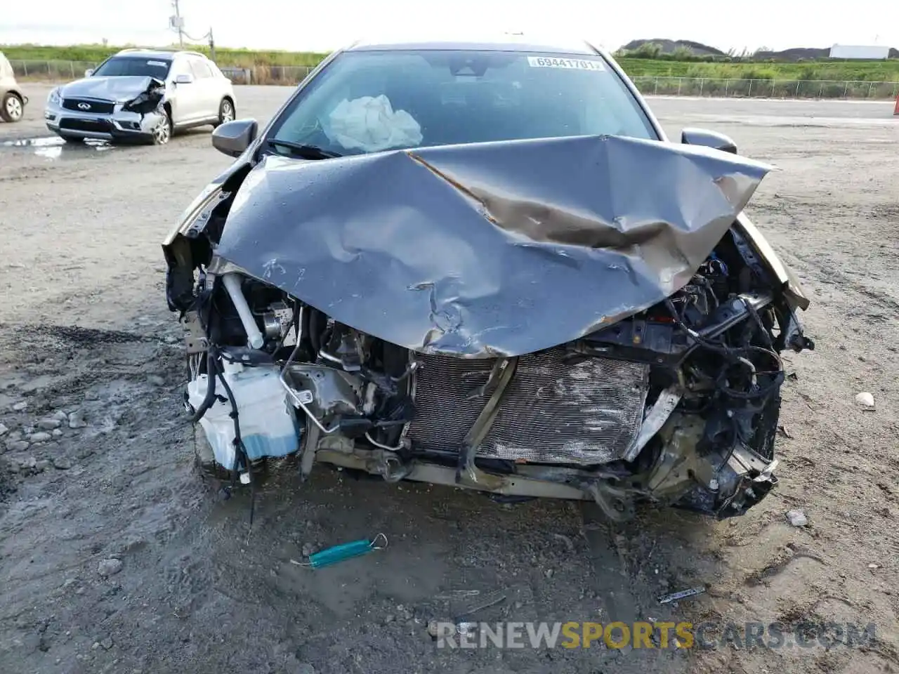 9 Photograph of a damaged car 5YFBURHE4KP930137 TOYOTA COROLLA 2019