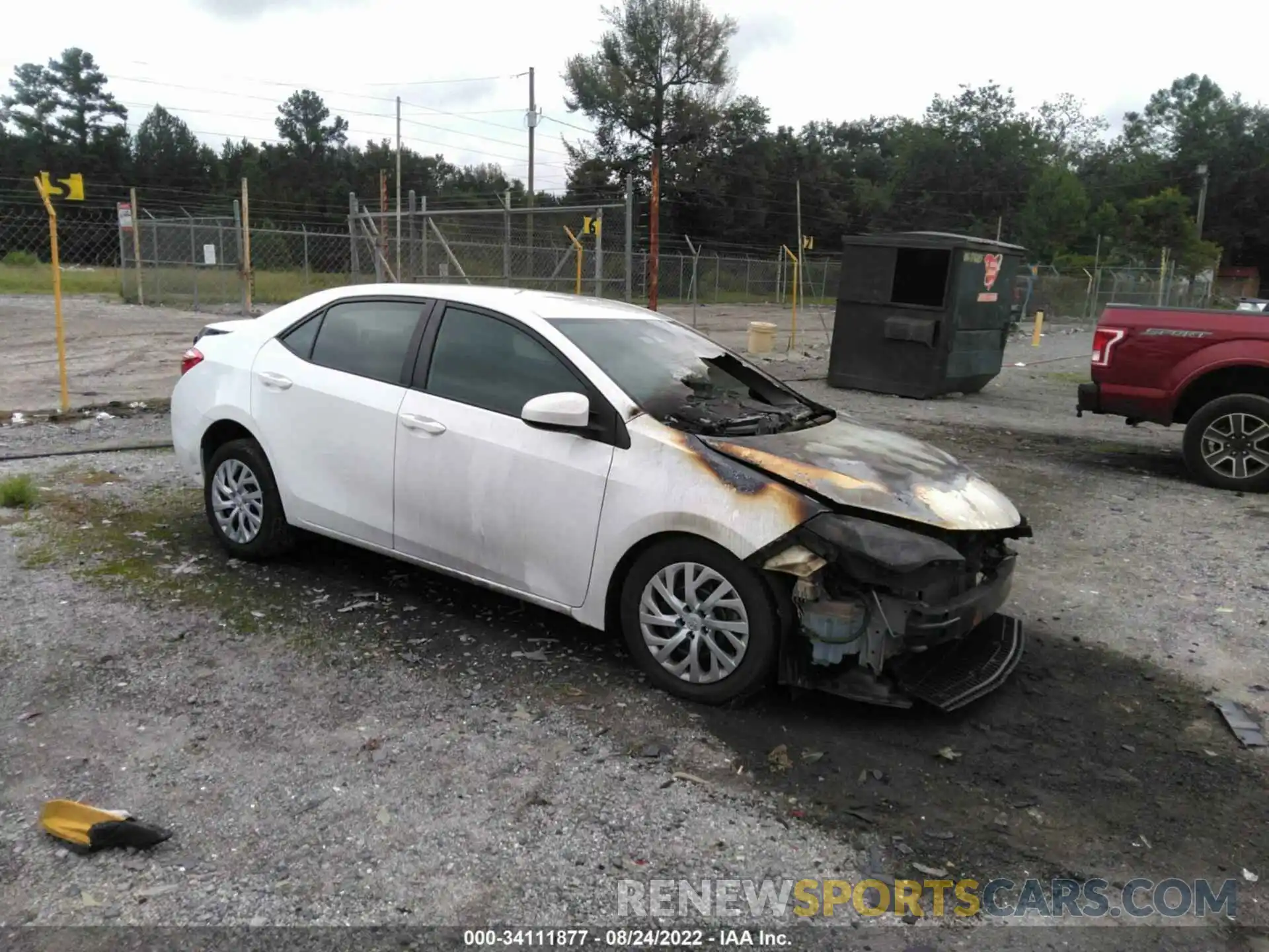 1 Photograph of a damaged car 5YFBURHE4KP930381 TOYOTA COROLLA 2019