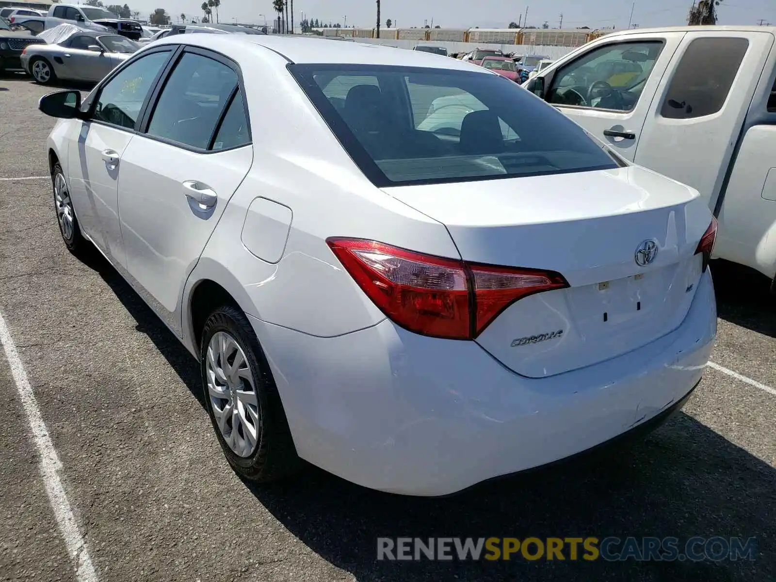 3 Photograph of a damaged car 5YFBURHE4KP931238 TOYOTA COROLLA 2019