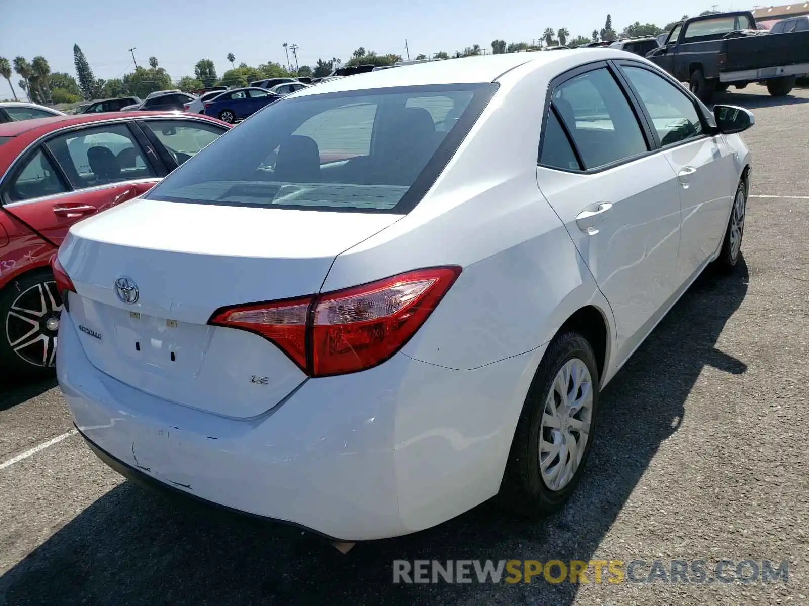 4 Photograph of a damaged car 5YFBURHE4KP931238 TOYOTA COROLLA 2019