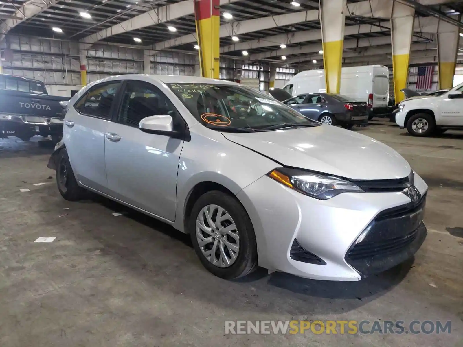 1 Photograph of a damaged car 5YFBURHE4KP931501 TOYOTA COROLLA 2019