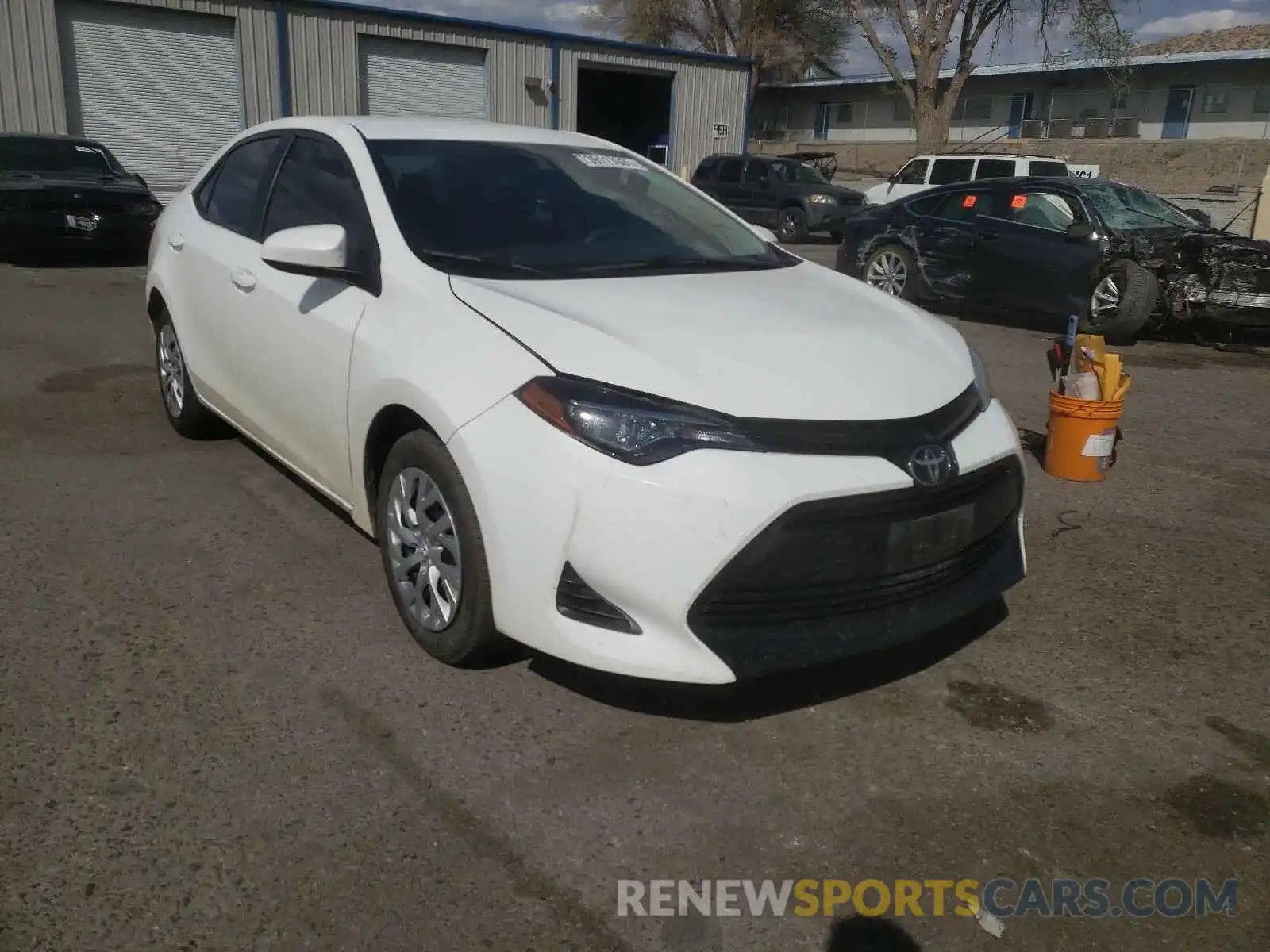 1 Photograph of a damaged car 5YFBURHE4KP932731 TOYOTA COROLLA 2019