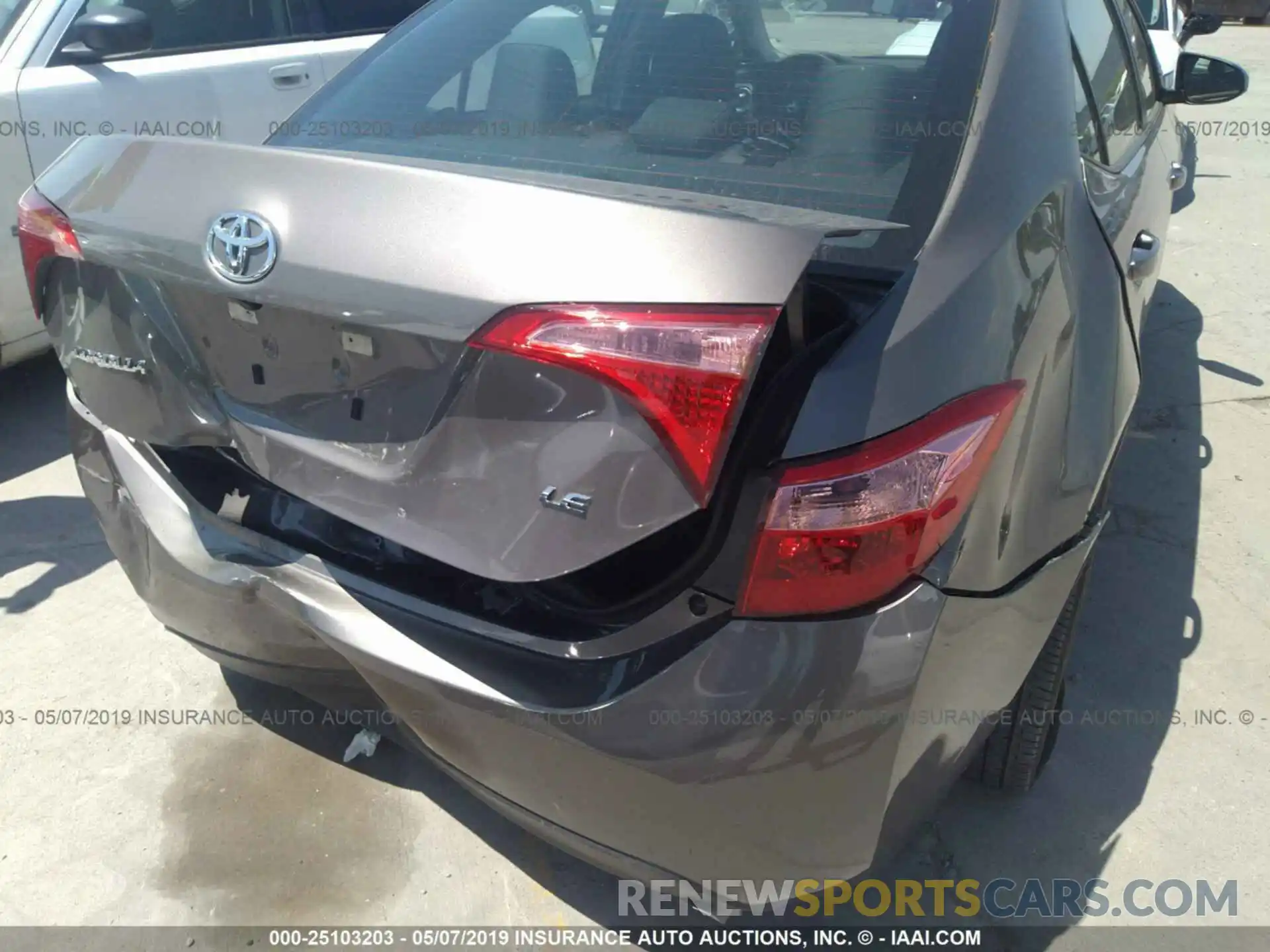 6 Photograph of a damaged car 5YFBURHE4KP933653 TOYOTA COROLLA 2019