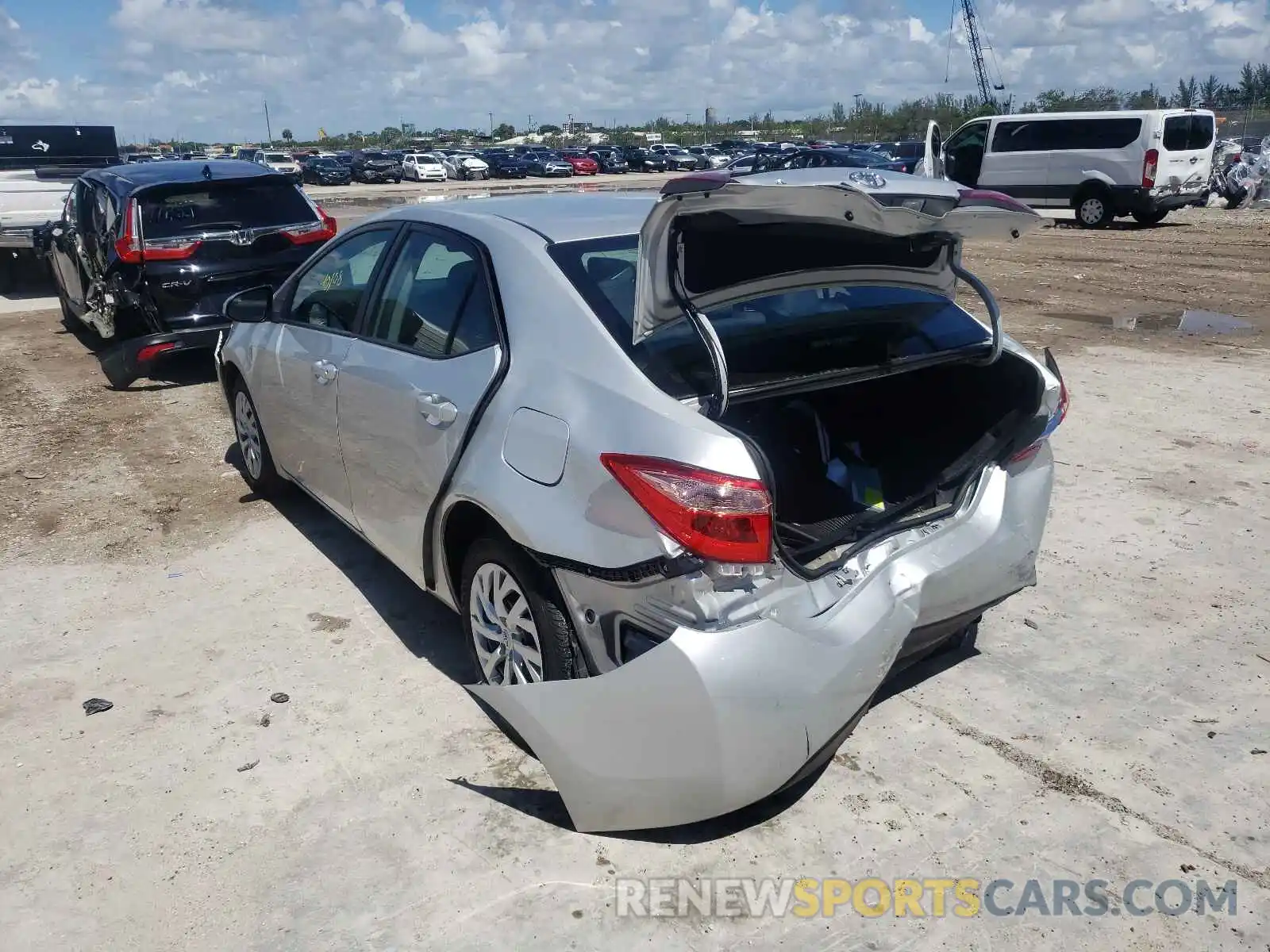 3 Photograph of a damaged car 5YFBURHE4KP934057 TOYOTA COROLLA 2019