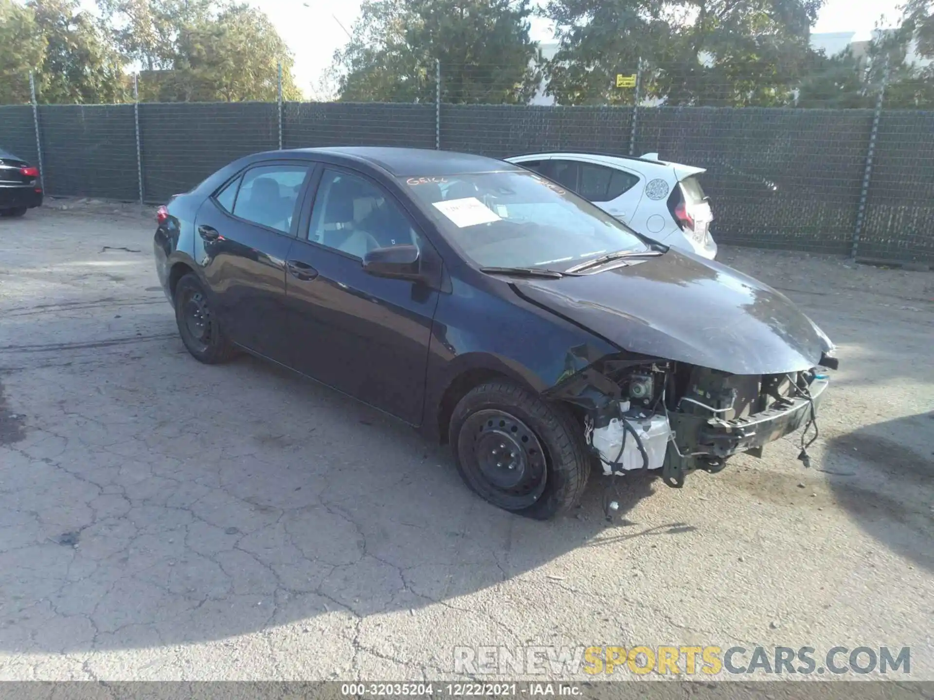 1 Photograph of a damaged car 5YFBURHE4KP934270 TOYOTA COROLLA 2019