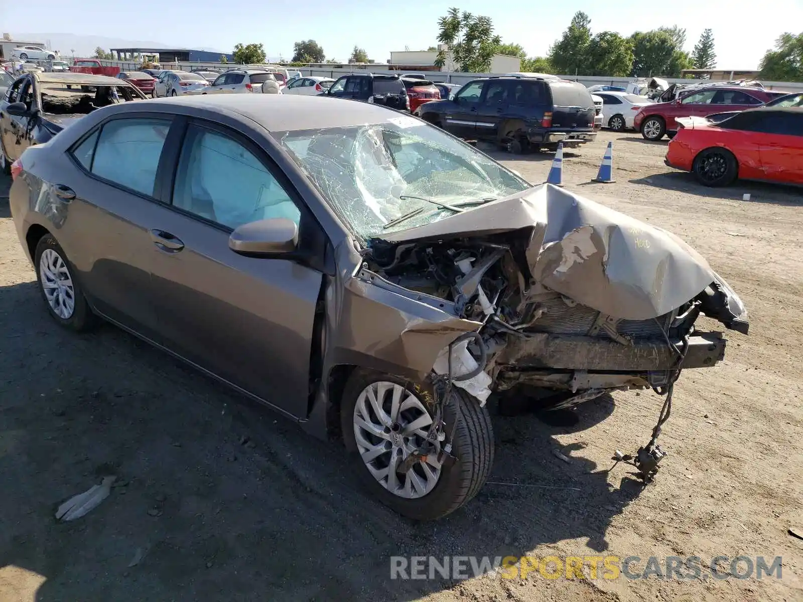 1 Photograph of a damaged car 5YFBURHE4KP934706 TOYOTA COROLLA 2019