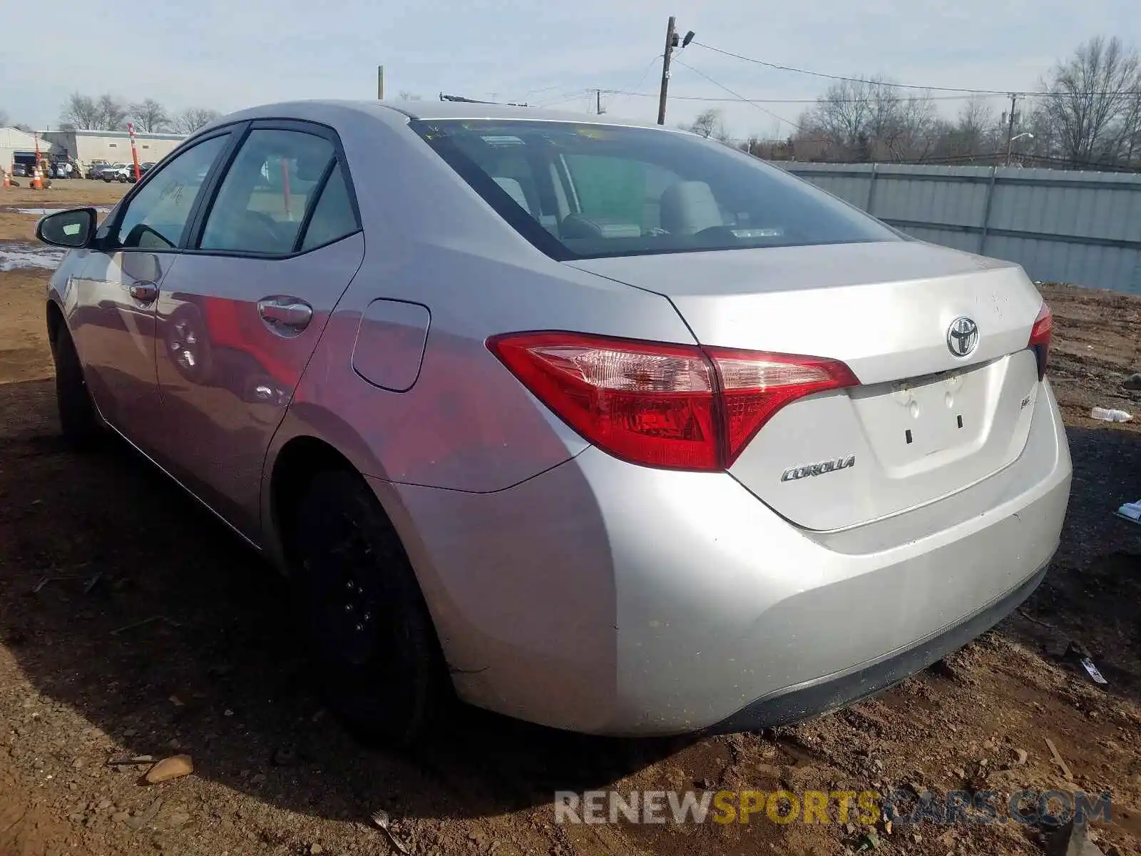 3 Photograph of a damaged car 5YFBURHE4KP934981 TOYOTA COROLLA 2019