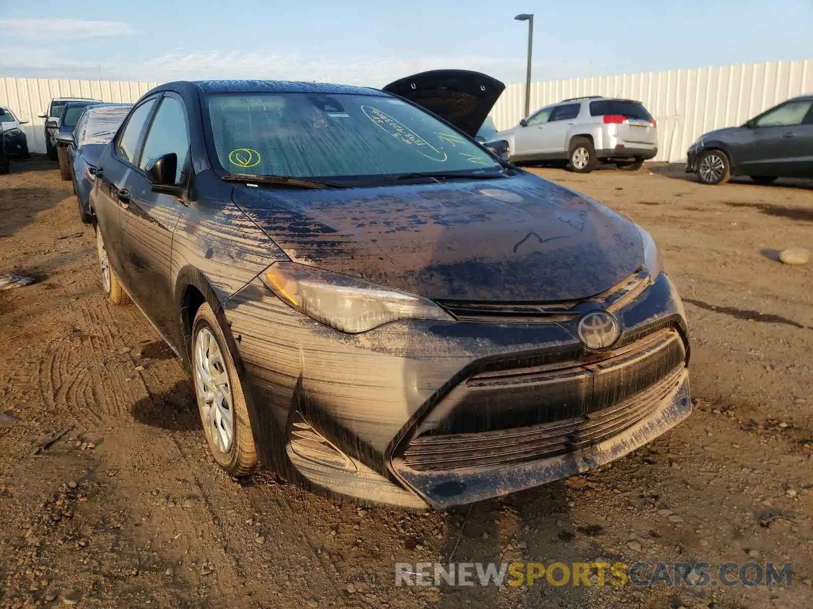 1 Photograph of a damaged car 5YFBURHE4KP935029 TOYOTA COROLLA 2019