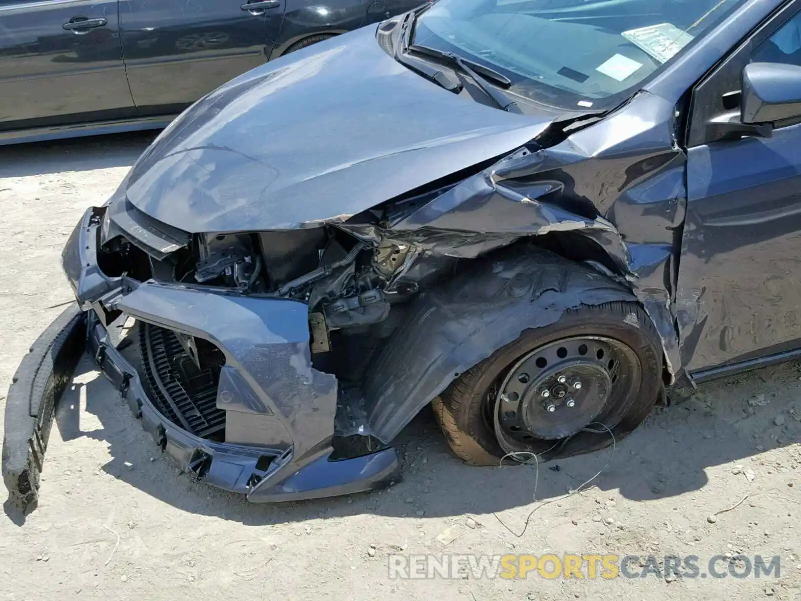 9 Photograph of a damaged car 5YFBURHE4KP935032 TOYOTA COROLLA 2019