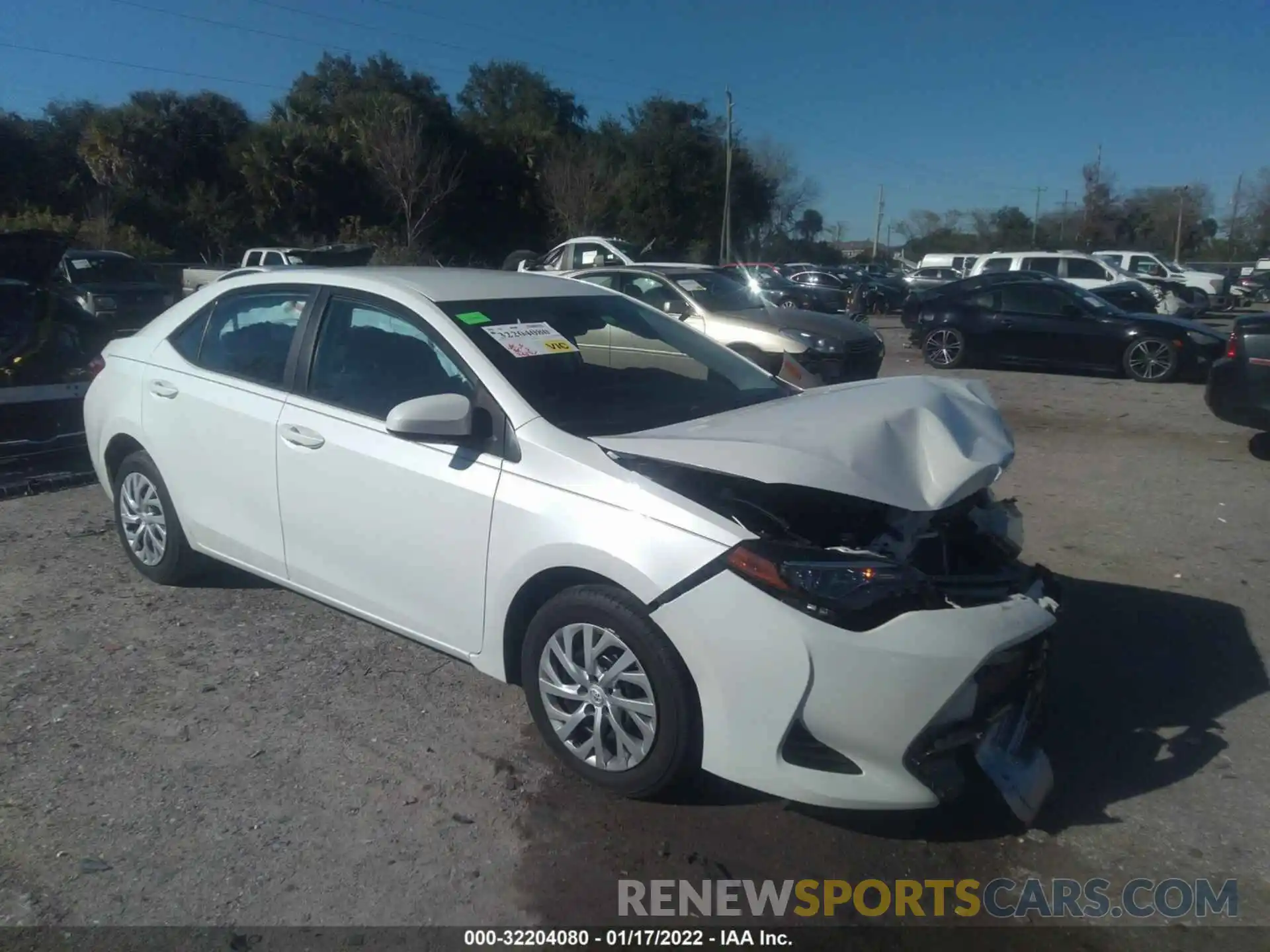 1 Photograph of a damaged car 5YFBURHE4KP935743 TOYOTA COROLLA 2019