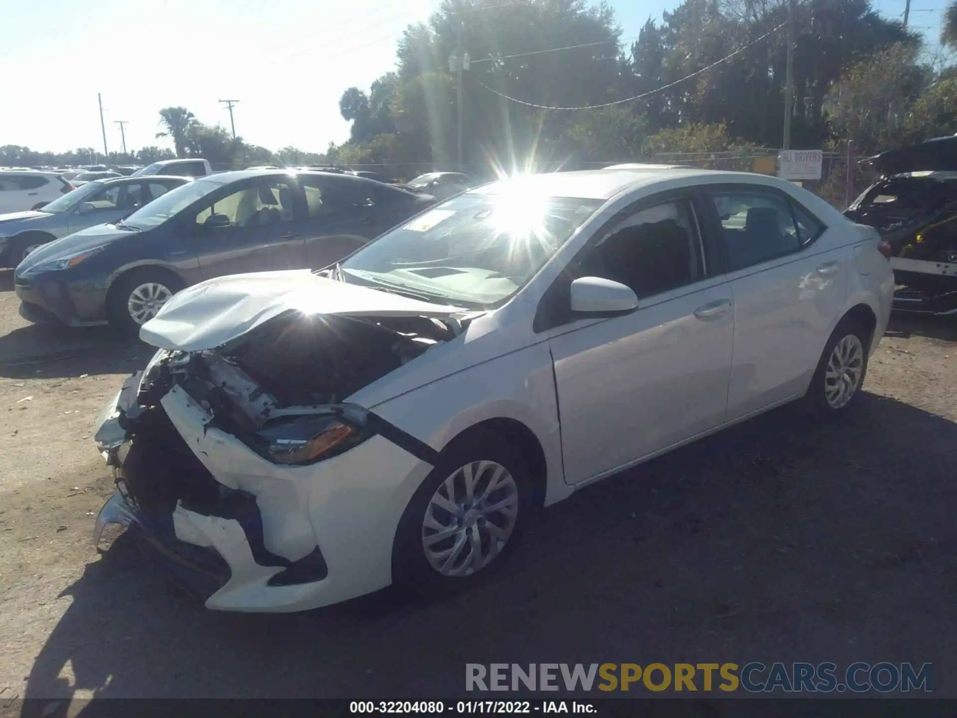 2 Photograph of a damaged car 5YFBURHE4KP935743 TOYOTA COROLLA 2019