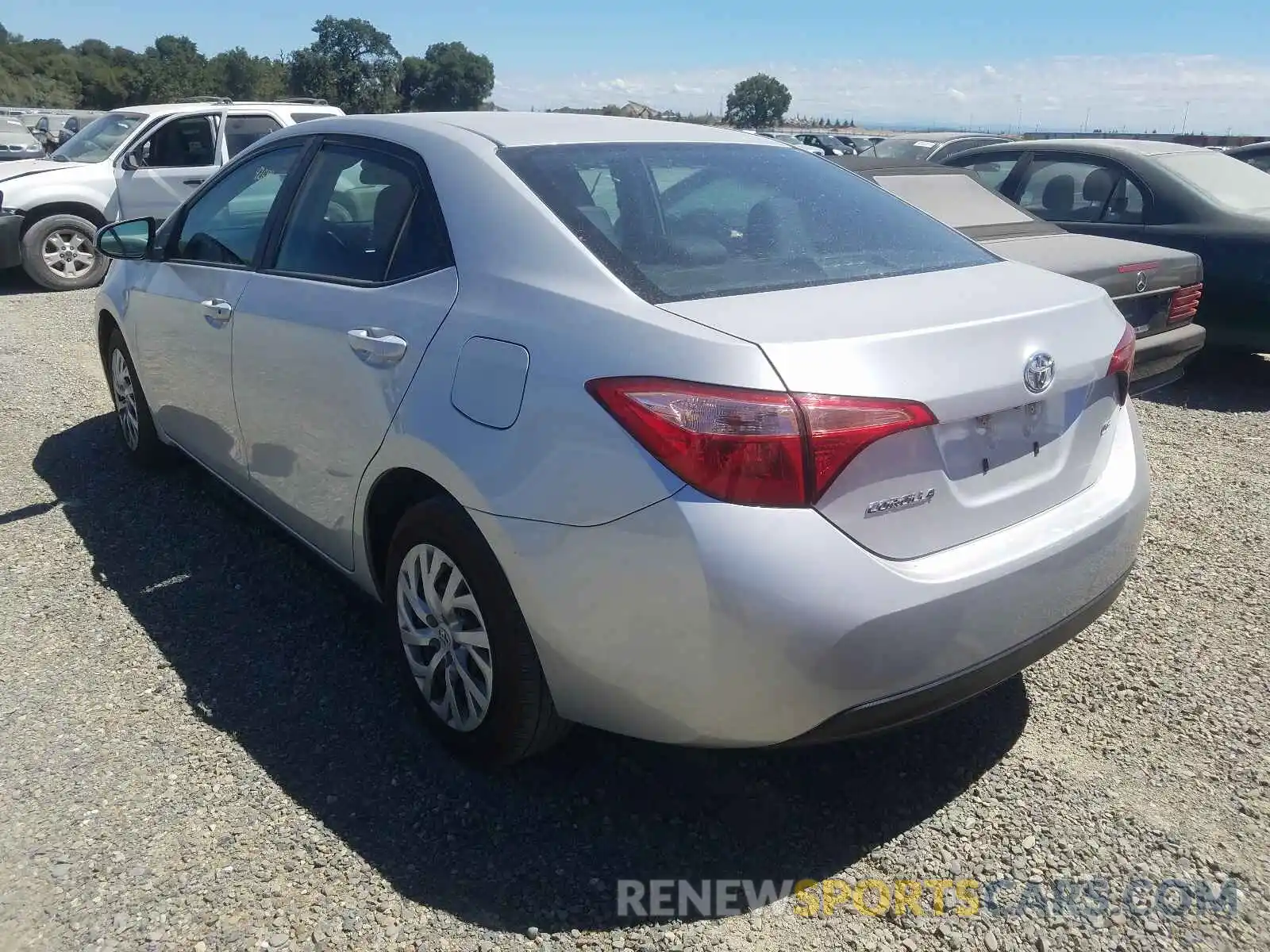 3 Photograph of a damaged car 5YFBURHE4KP935869 TOYOTA COROLLA 2019