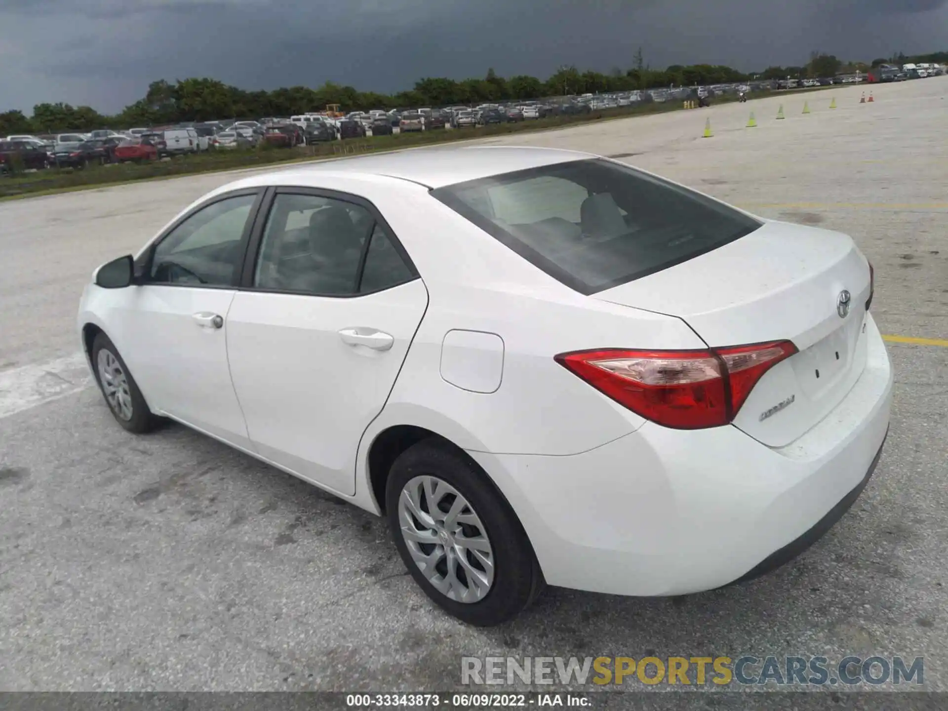 3 Photograph of a damaged car 5YFBURHE4KP936052 TOYOTA COROLLA 2019