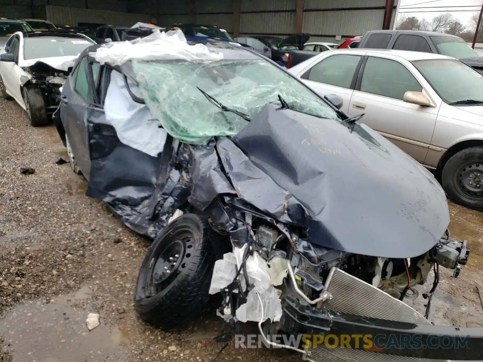 1 Photograph of a damaged car 5YFBURHE4KP936133 TOYOTA COROLLA 2019