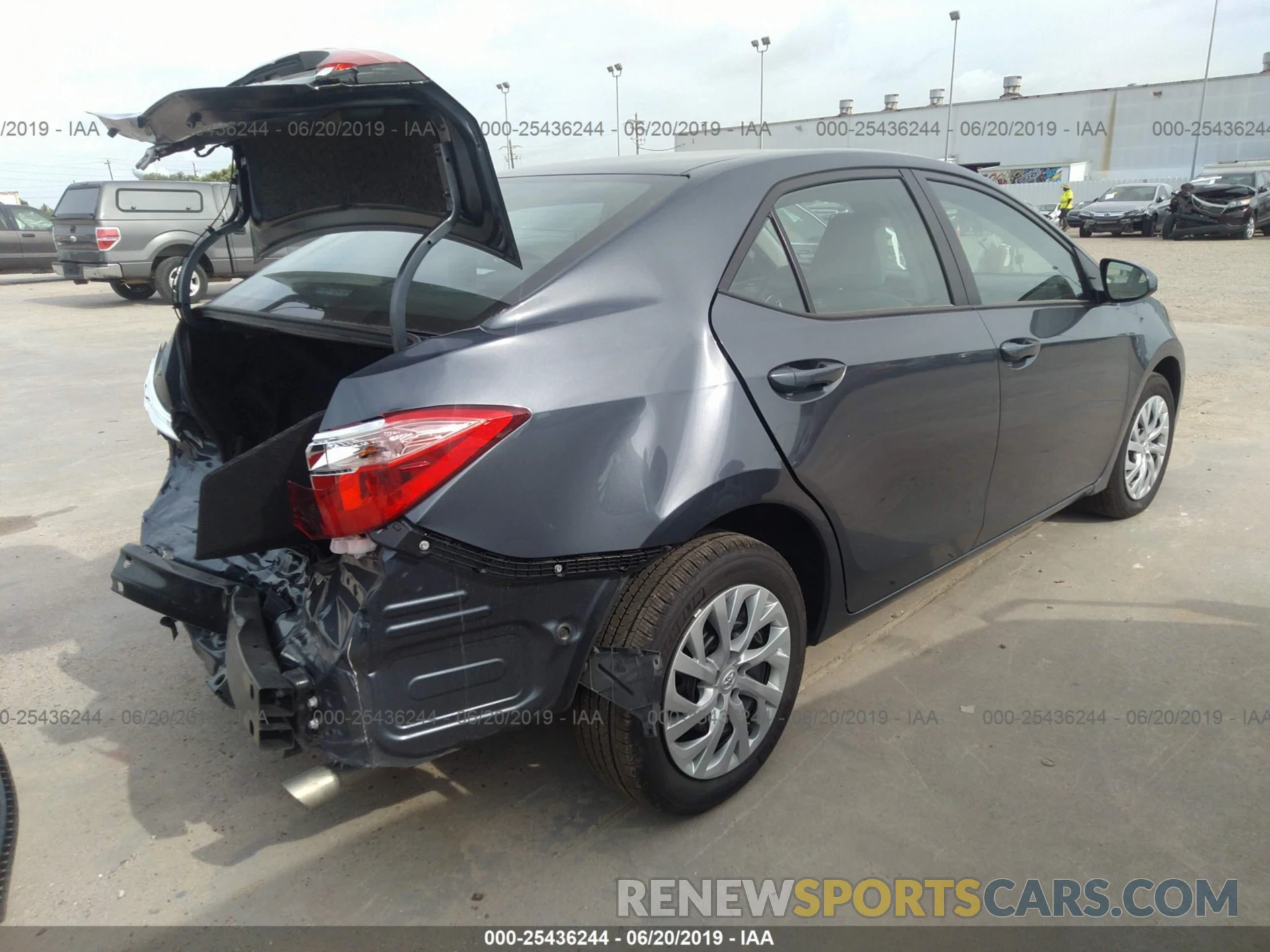 4 Photograph of a damaged car 5YFBURHE4KP936147 TOYOTA COROLLA 2019