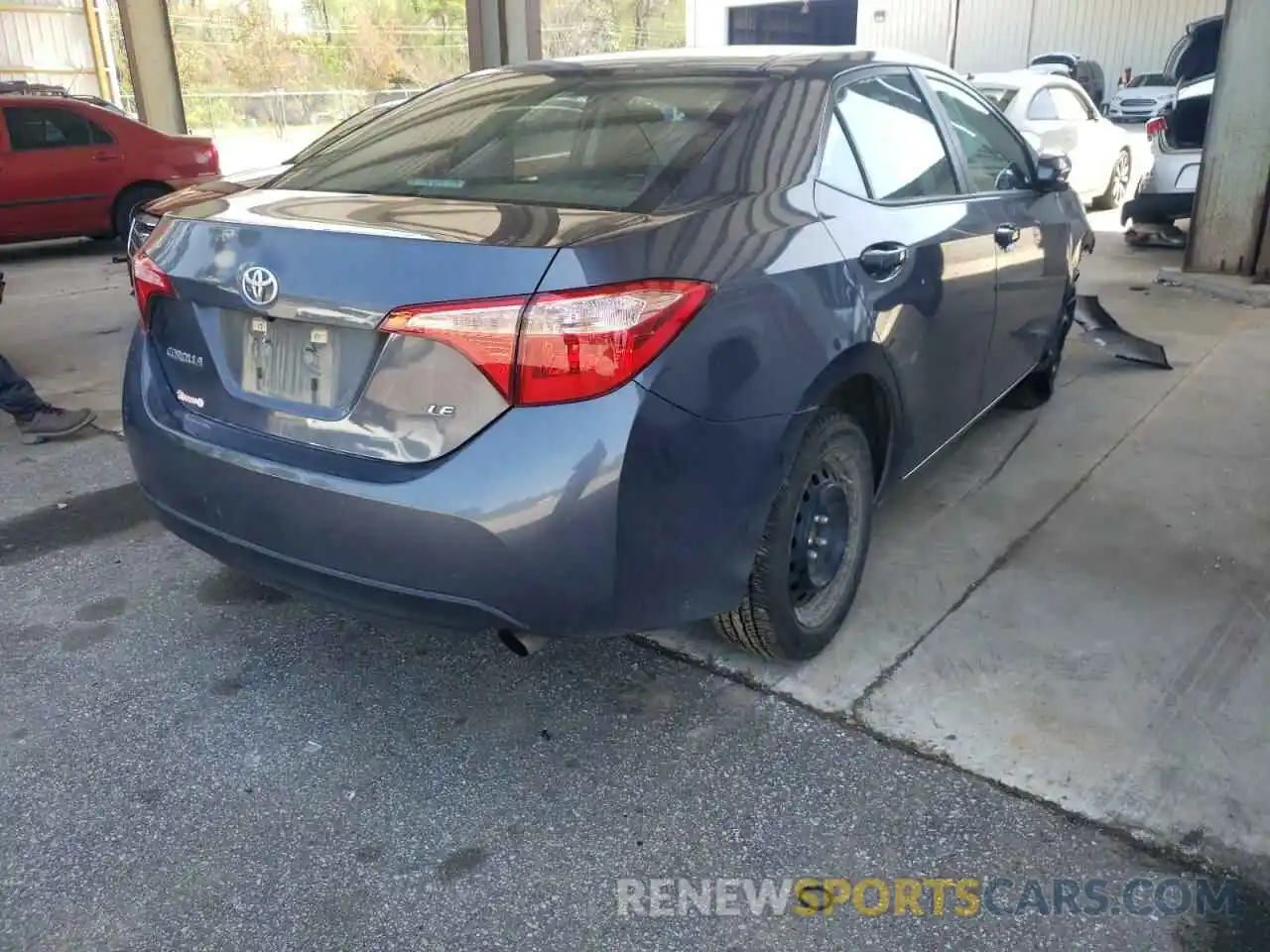 4 Photograph of a damaged car 5YFBURHE4KP936522 TOYOTA COROLLA 2019