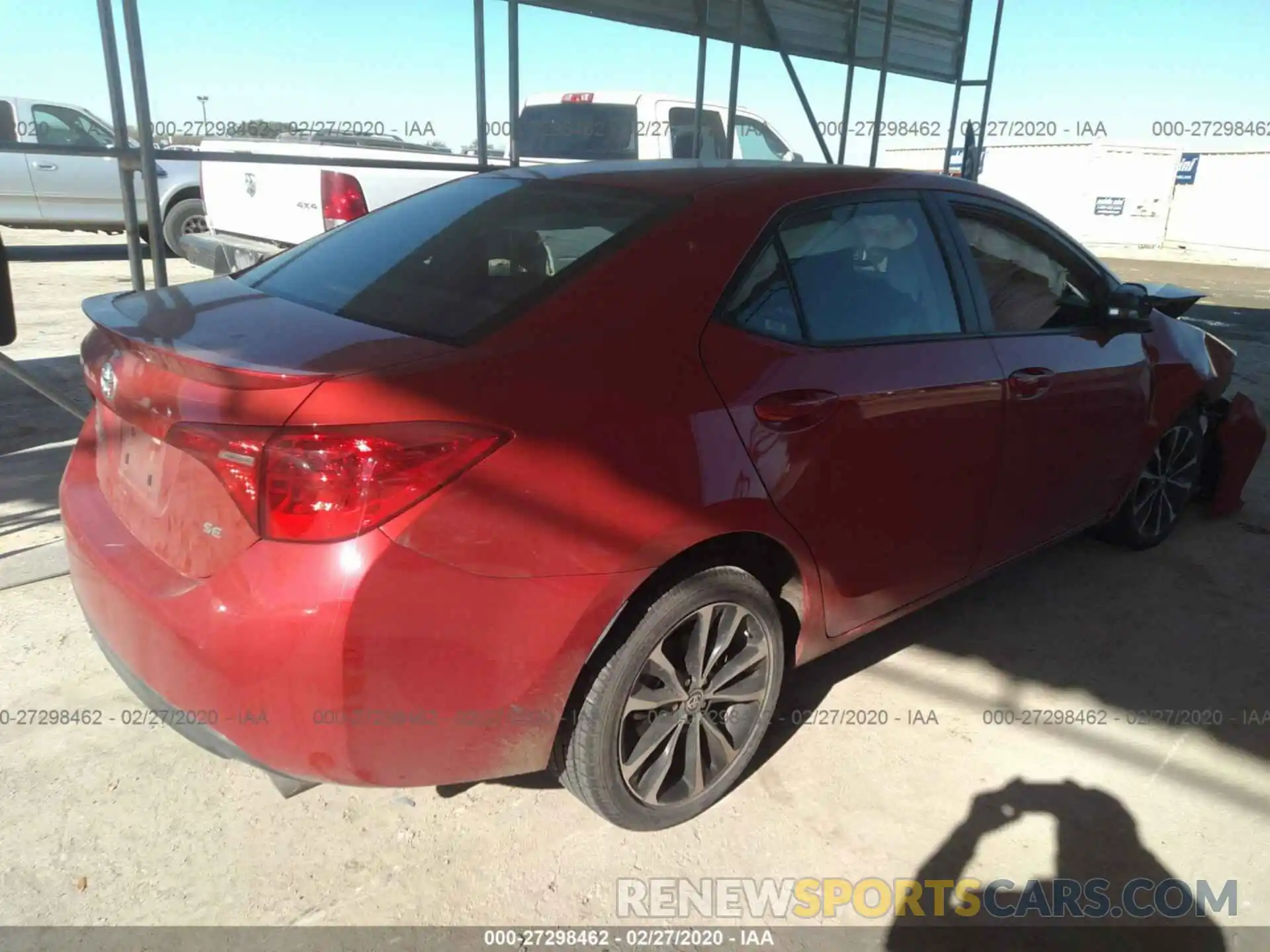 4 Photograph of a damaged car 5YFBURHE4KP936715 TOYOTA COROLLA 2019