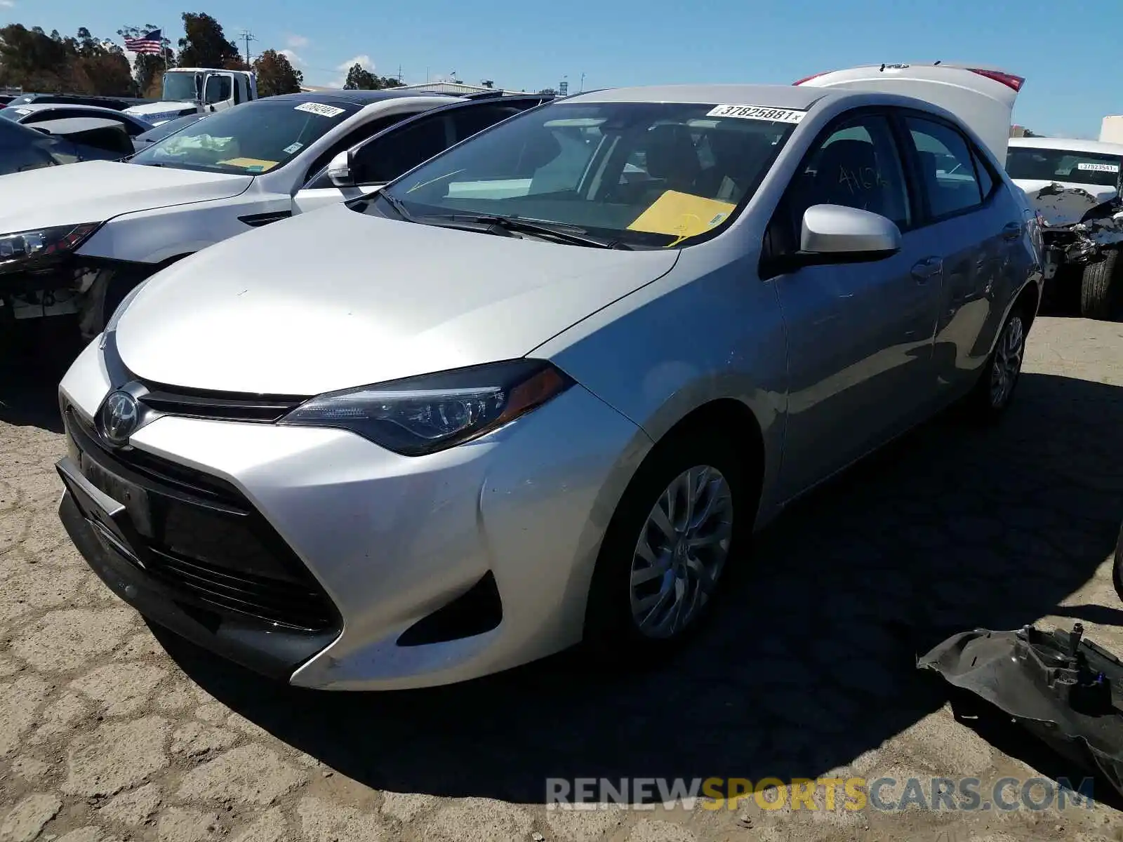 2 Photograph of a damaged car 5YFBURHE4KP937217 TOYOTA COROLLA 2019