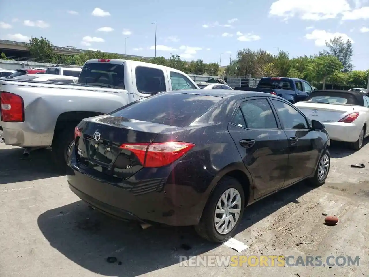 4 Photograph of a damaged car 5YFBURHE4KP937508 TOYOTA COROLLA 2019