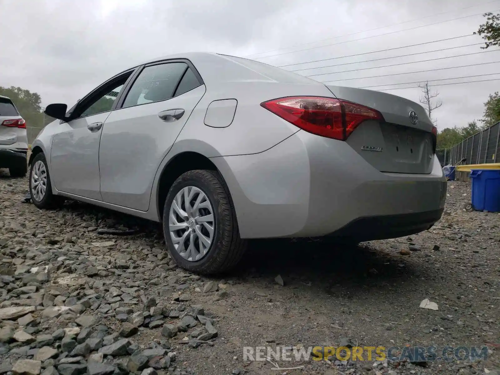 3 Photograph of a damaged car 5YFBURHE4KP937556 TOYOTA COROLLA 2019